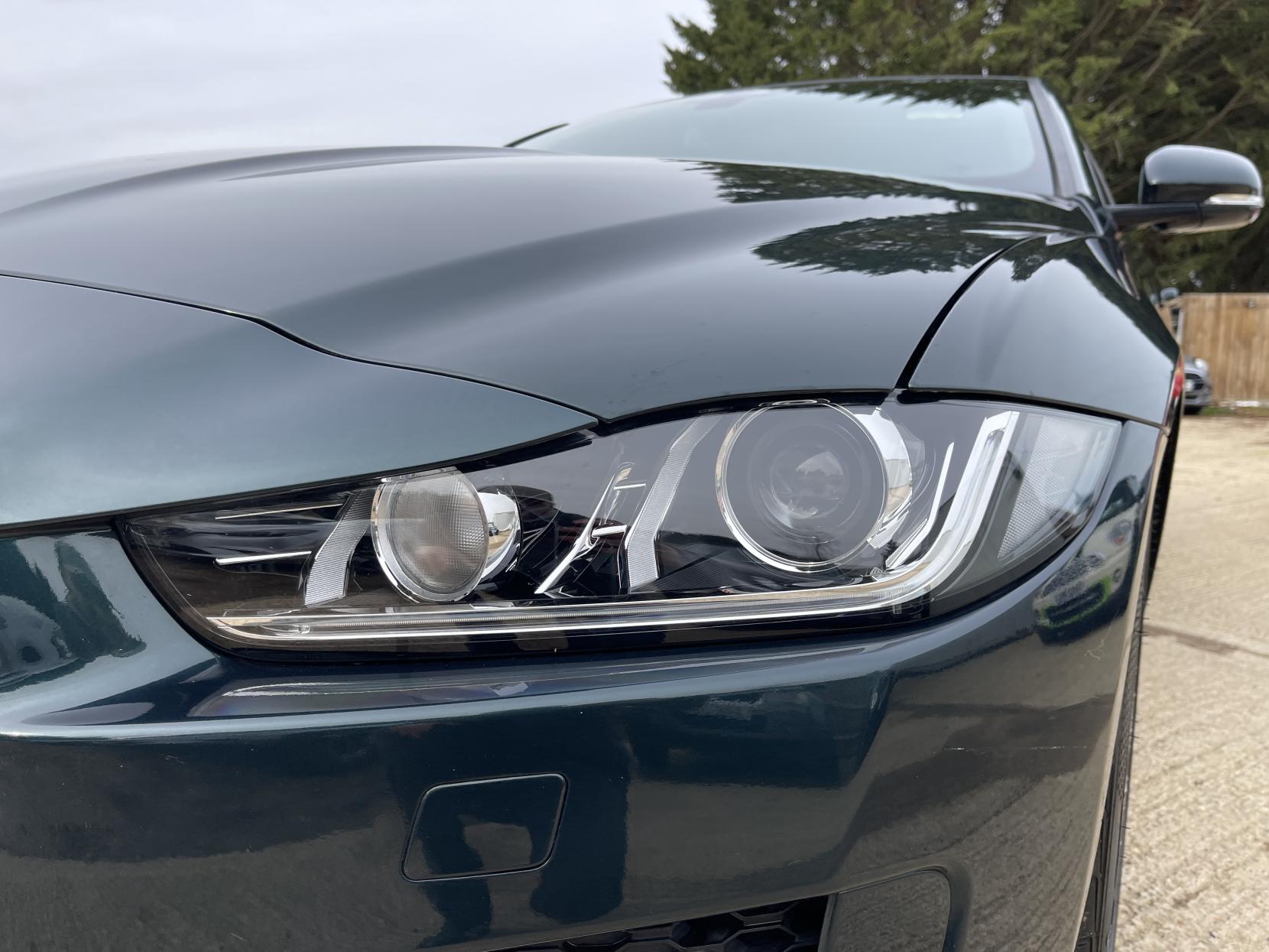 Jaguar XE 2.0d R-Sport Saloon 4dr Diesel Manual Euro 6 (s/s) (180 ps)