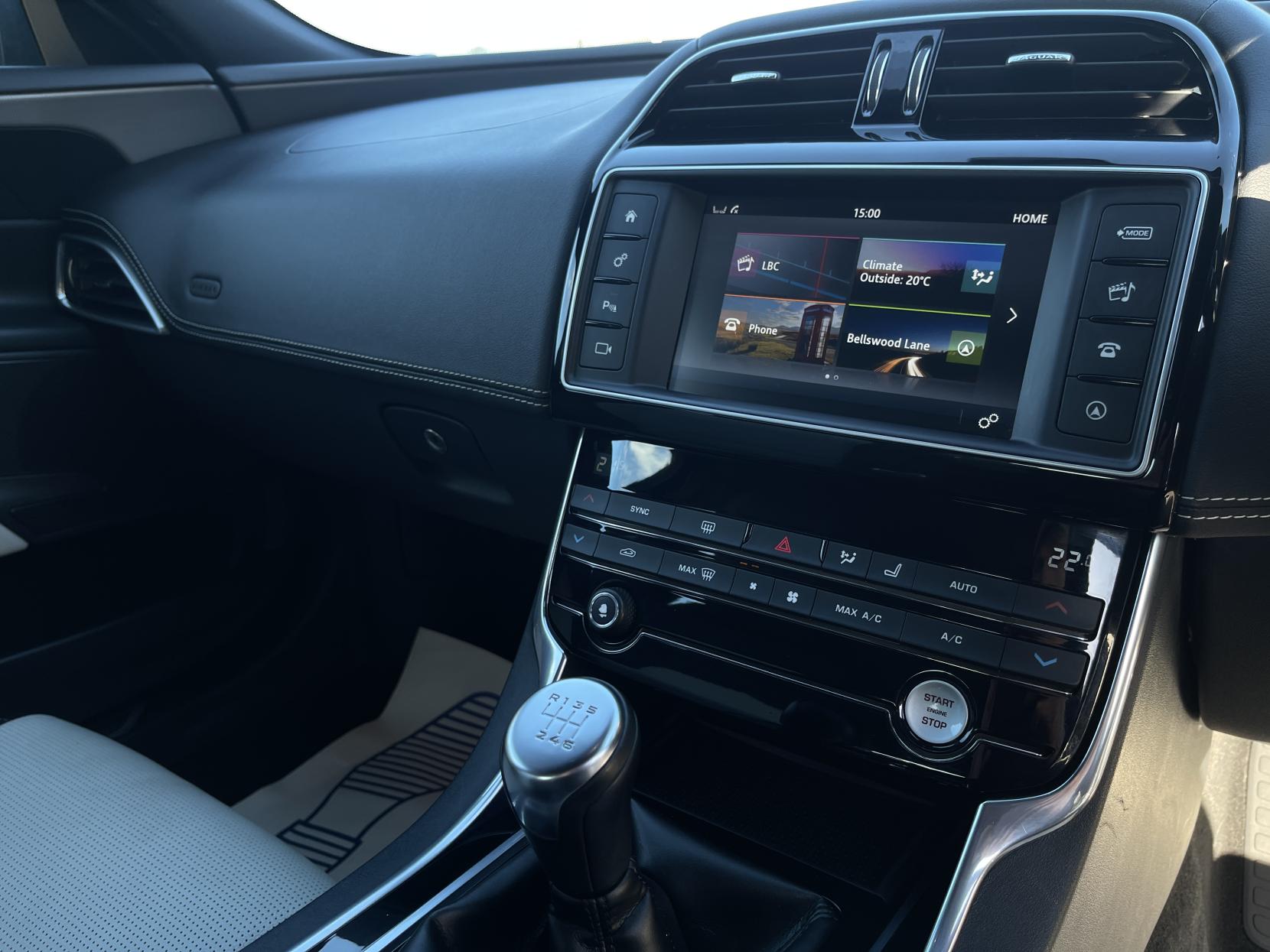 Jaguar XE 2.0d R-Sport Saloon 4dr Diesel Manual Euro 6 (s/s) (180 ps)