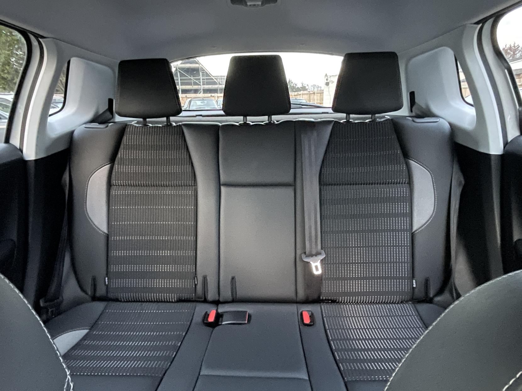 Peugeot 2008 1.2 PureTech Allure SUV 5dr Petrol Manual Euro 6 (82 ps)