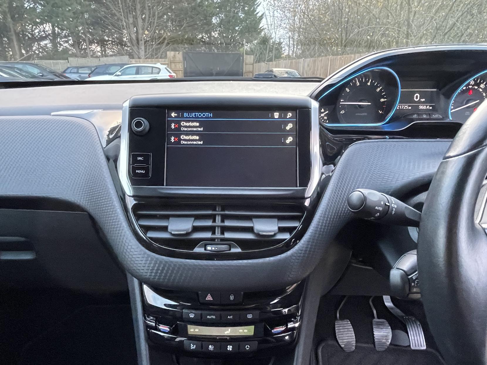 Peugeot 2008 1.2 PureTech Allure SUV 5dr Petrol Manual Euro 6 (82 ps)