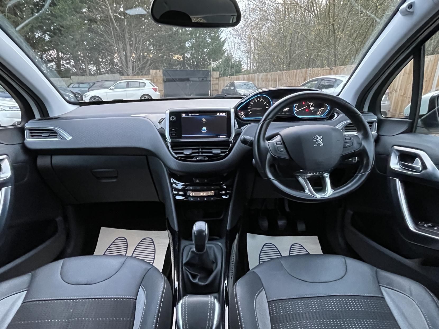 Peugeot 2008 1.2 PureTech Allure SUV 5dr Petrol Manual Euro 6 (82 ps)