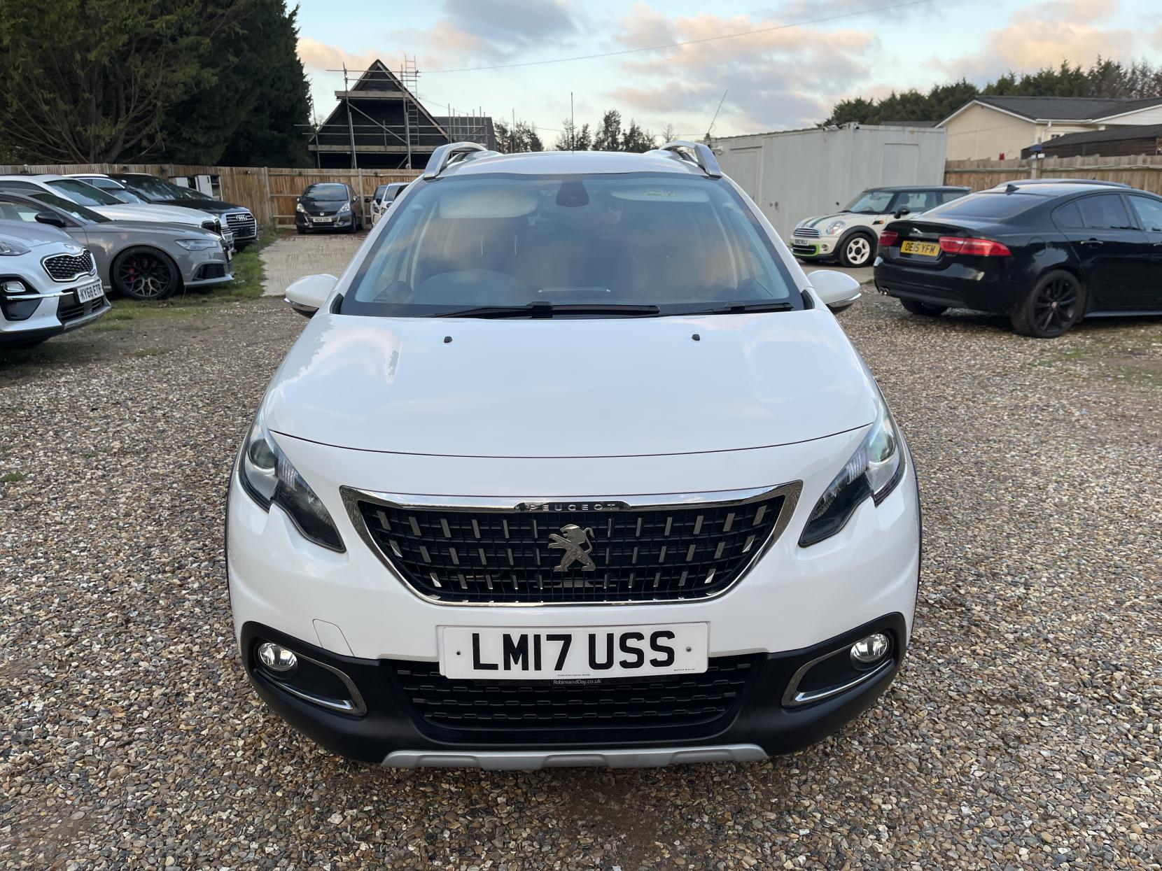 Peugeot 2008 1.2 PureTech Allure SUV 5dr Petrol Manual Euro 6 (82 ps)