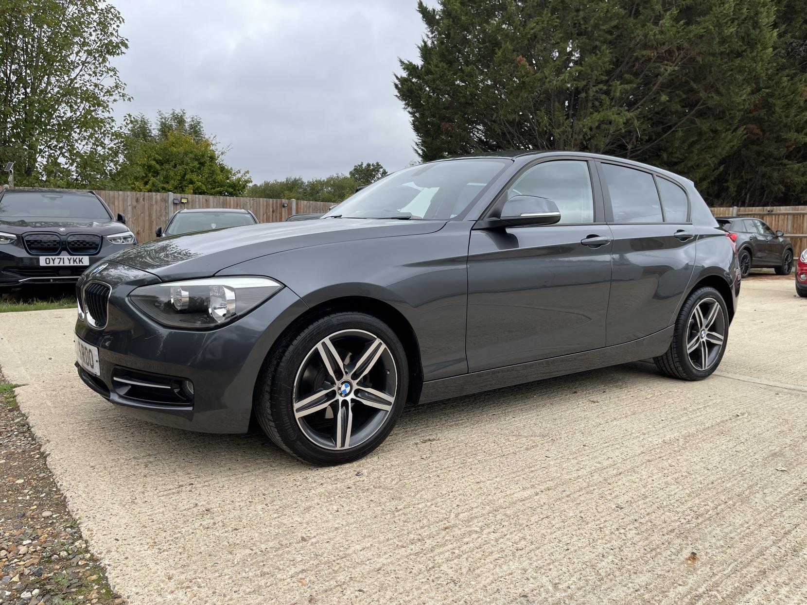 BMW 1 Series 1.6 116i Sport Hatchback 5dr Petrol Manual Euro 6 (s/s) (136 ps)