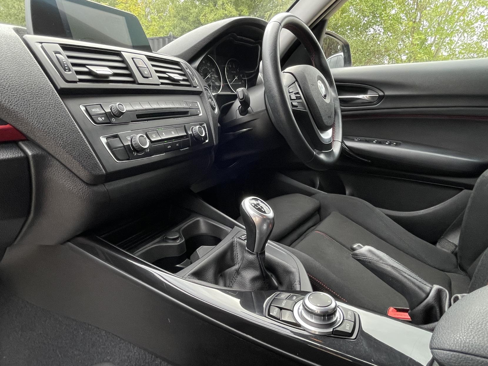BMW 1 Series 1.6 116i Sport Hatchback 5dr Petrol Manual Euro 6 (s/s) (136 ps)