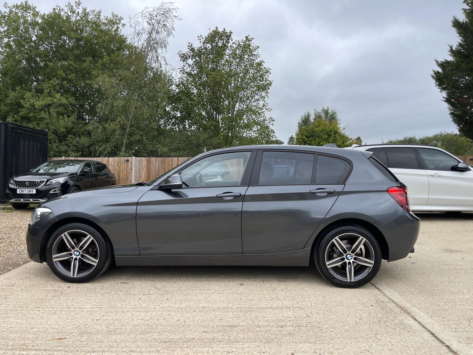 BMW 1 Series 1.6 116i Sport Hatchback 5dr Petrol Manual Euro 6 (s/s) (136 ps)