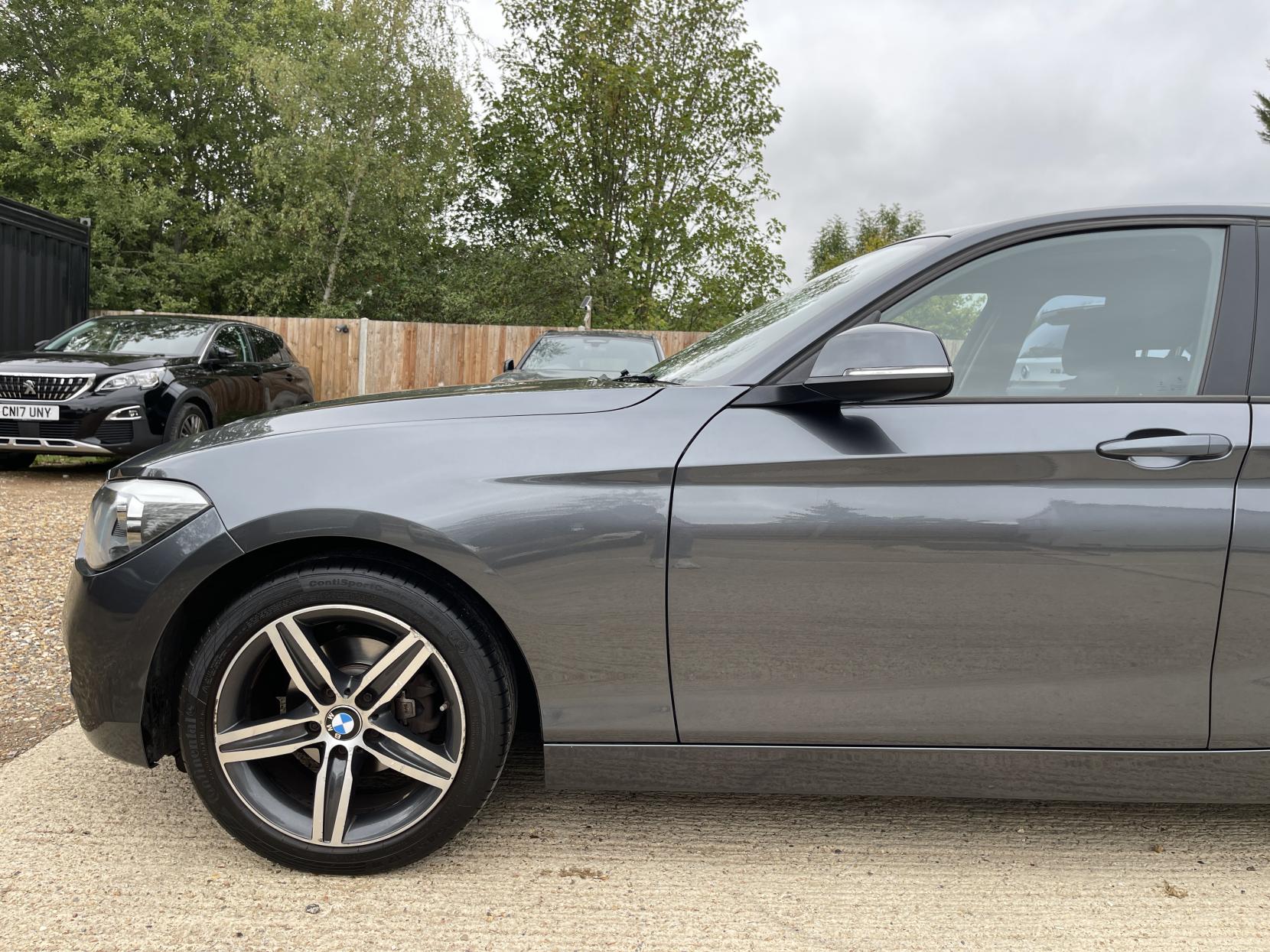 BMW 1 Series 1.6 116i Sport Hatchback 5dr Petrol Manual Euro 6 (s/s) (136 ps)