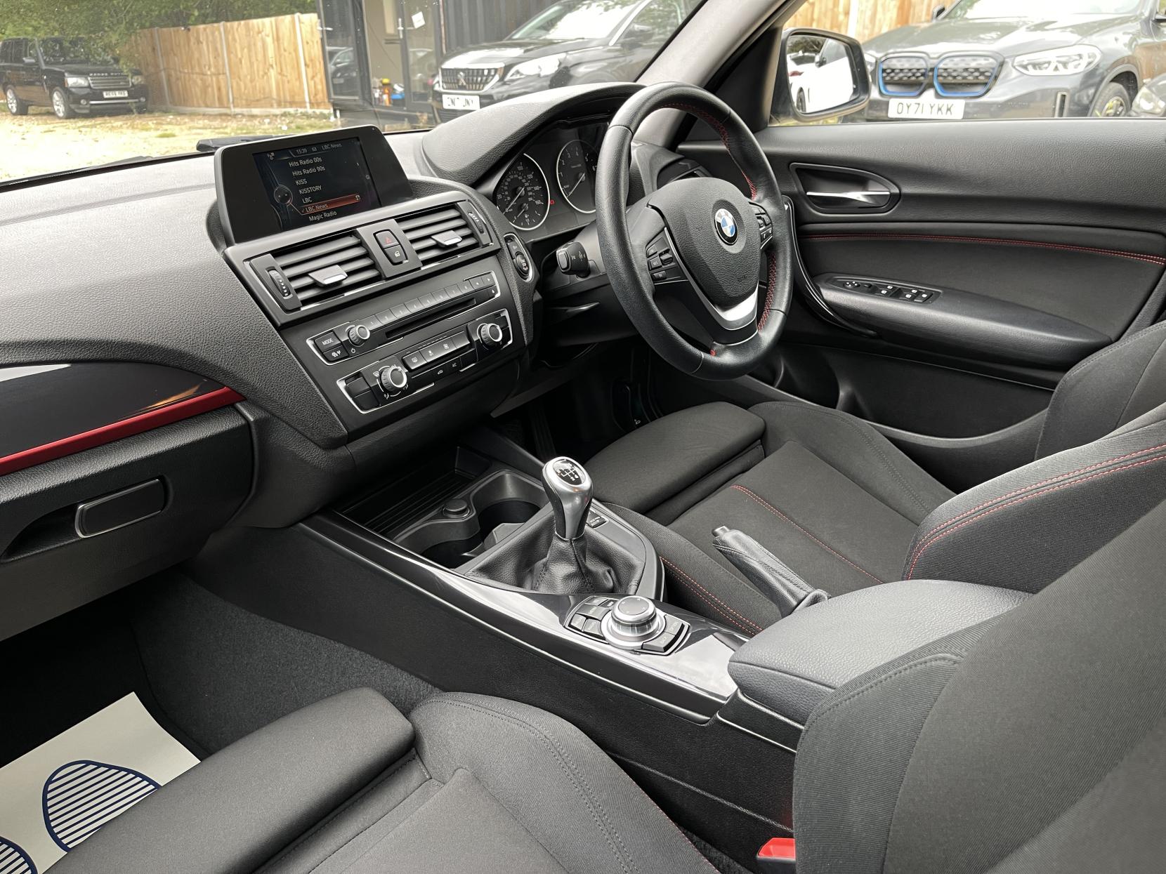 BMW 1 Series 1.6 116i Sport Hatchback 5dr Petrol Manual Euro 6 (s/s) (136 ps)