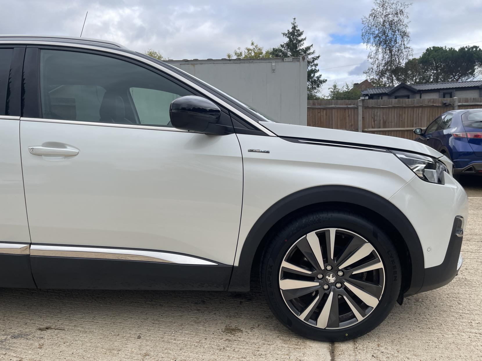 Peugeot 3008 1.2 PureTech GT Line SUV 5dr Petrol Manual Euro 6 (s/s) (130 ps)