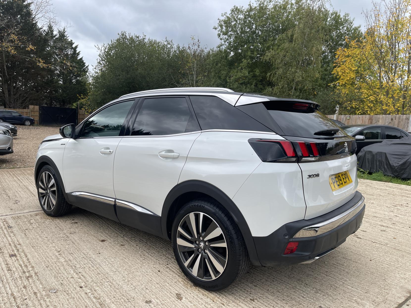Peugeot 3008 1.2 PureTech GT Line SUV 5dr Petrol Manual Euro 6 (s/s) (130 ps)