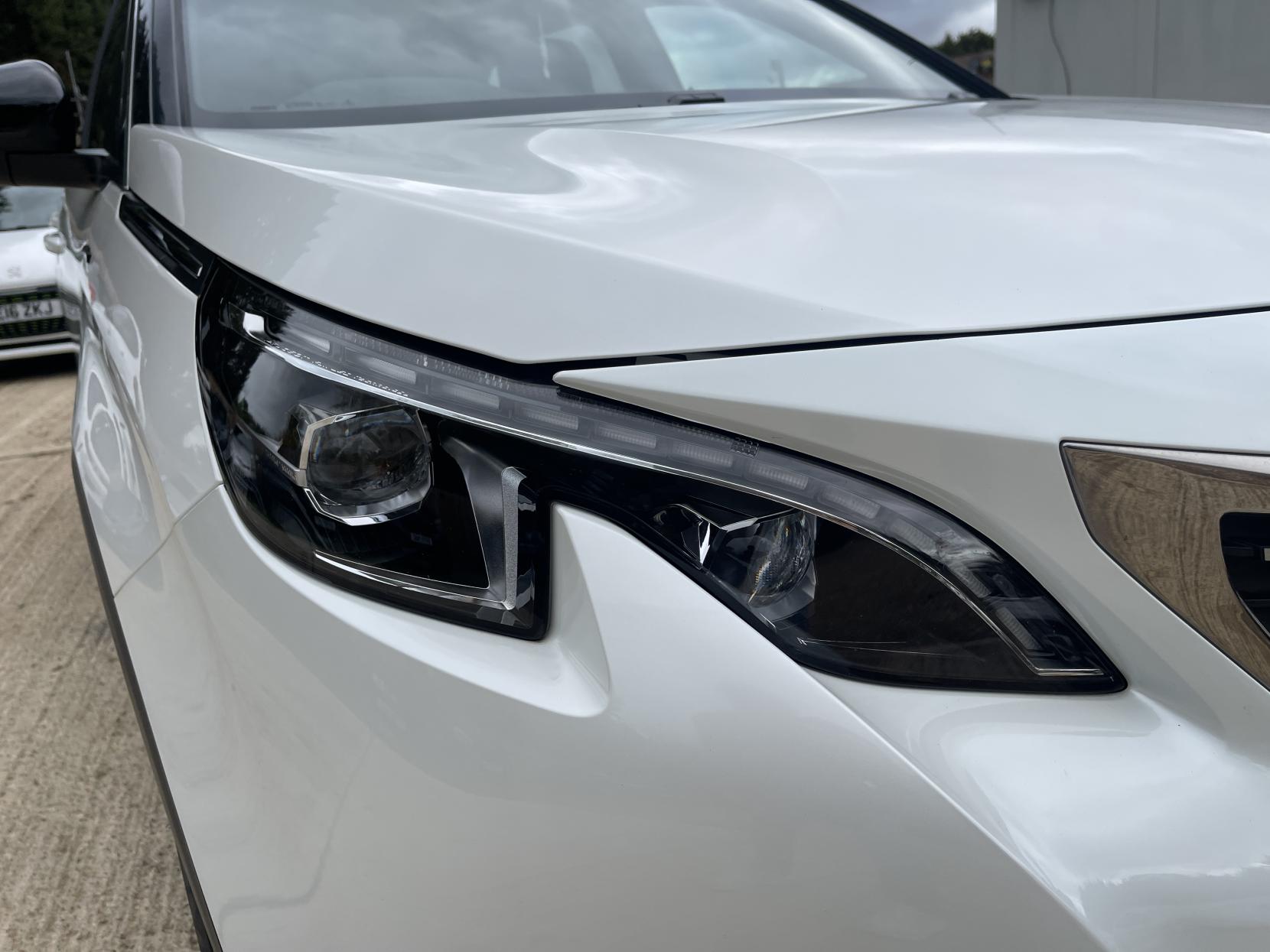 Peugeot 3008 1.2 PureTech GT Line SUV 5dr Petrol Manual Euro 6 (s/s) (130 ps)