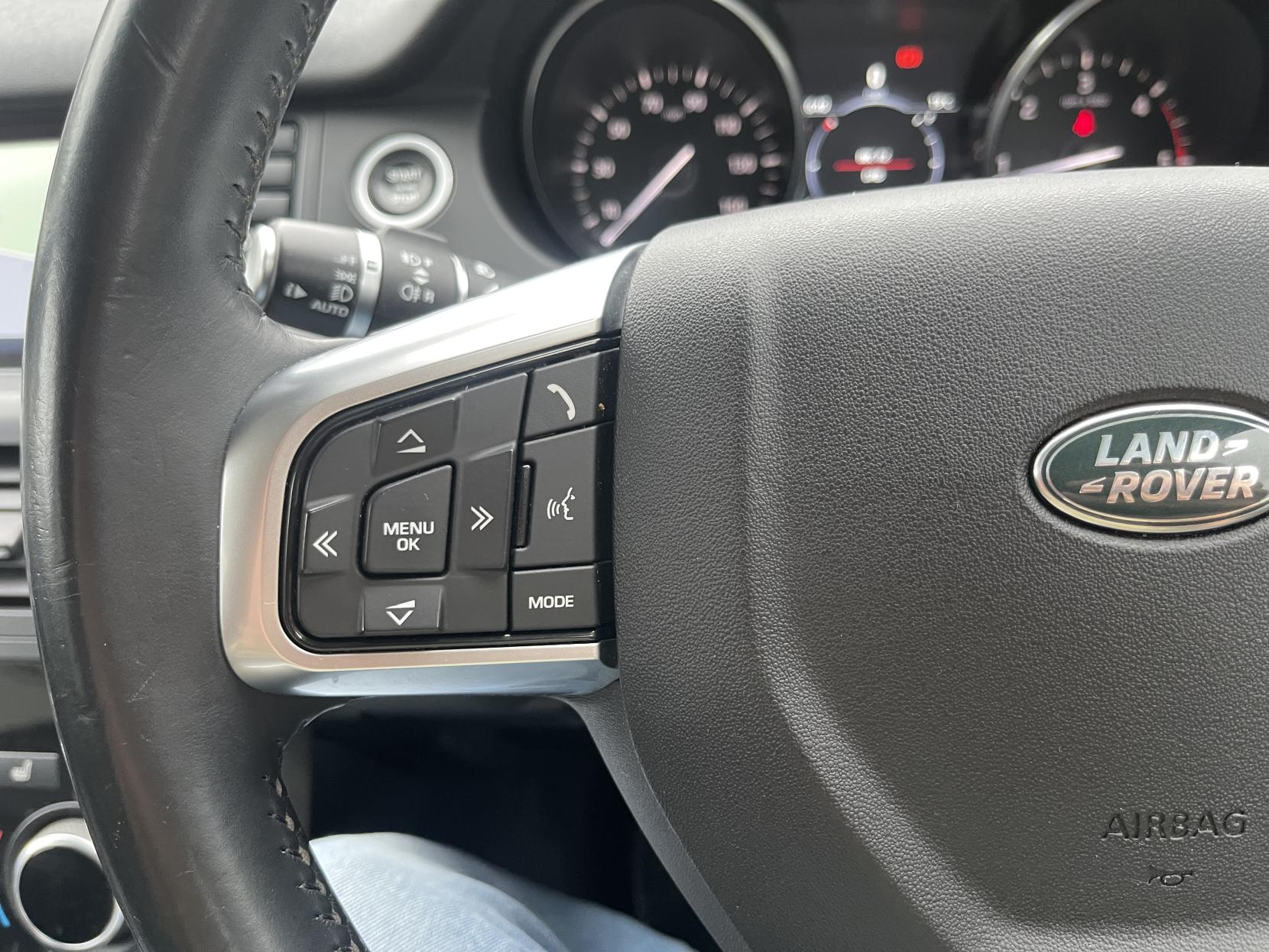 Land Rover Discovery Sport 2.0 TD4 HSE SUV 5dr Diesel Manual 4WD Euro 6 (s/s) (5 Seat) (150 ps)
