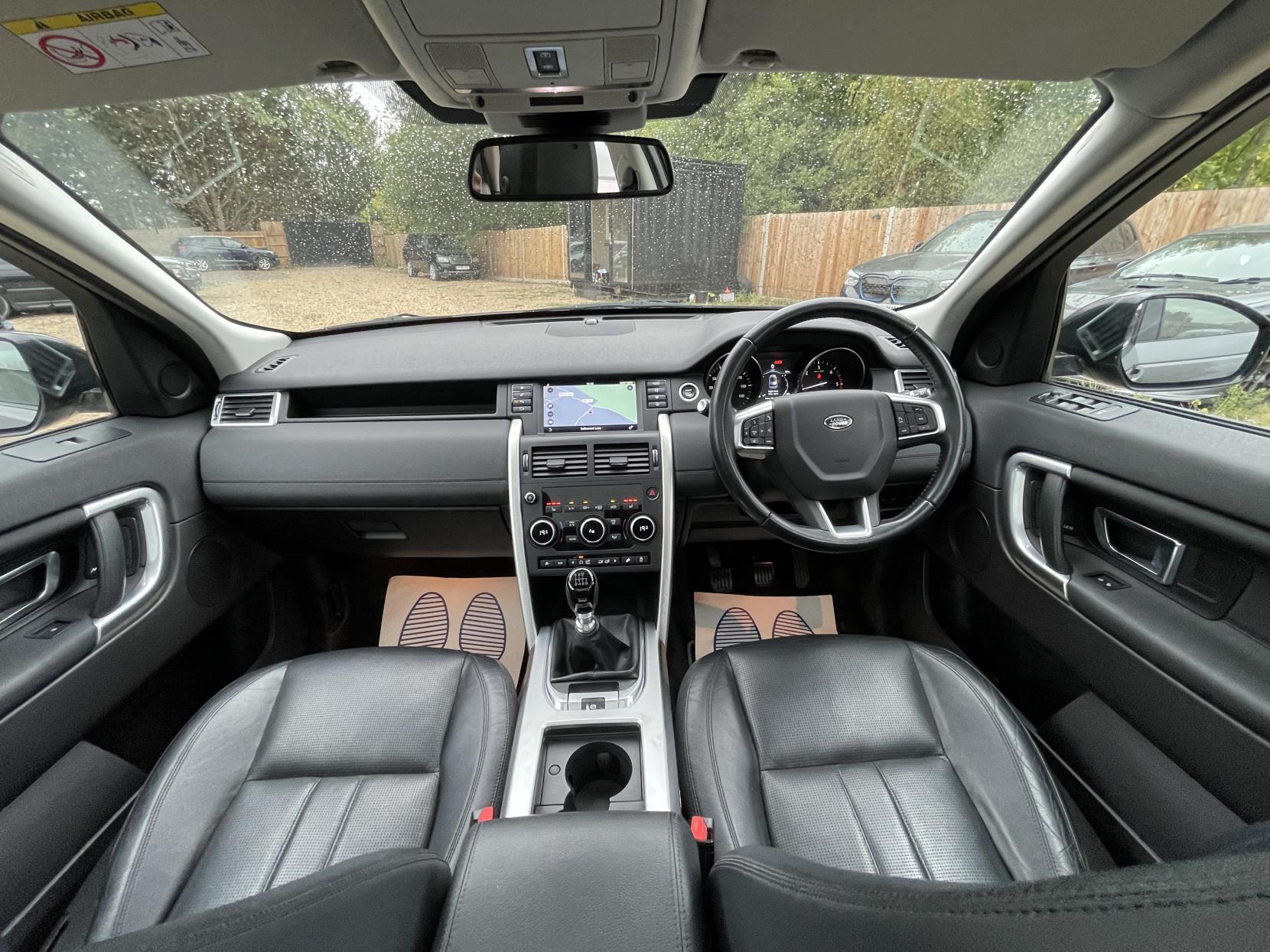 Land Rover Discovery Sport 2.0 TD4 HSE SUV 5dr Diesel Manual 4WD Euro 6 (s/s) (5 Seat) (150 ps)