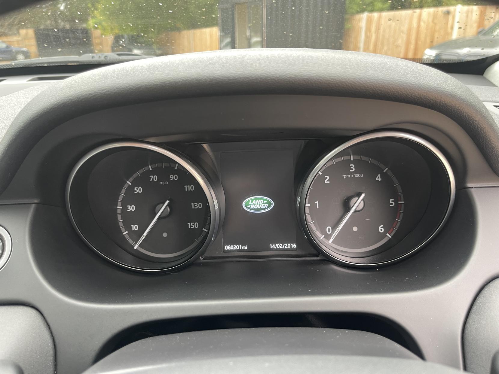 Land Rover Discovery Sport 2.0 TD4 HSE SUV 5dr Diesel Manual 4WD Euro 6 (s/s) (5 Seat) (150 ps)