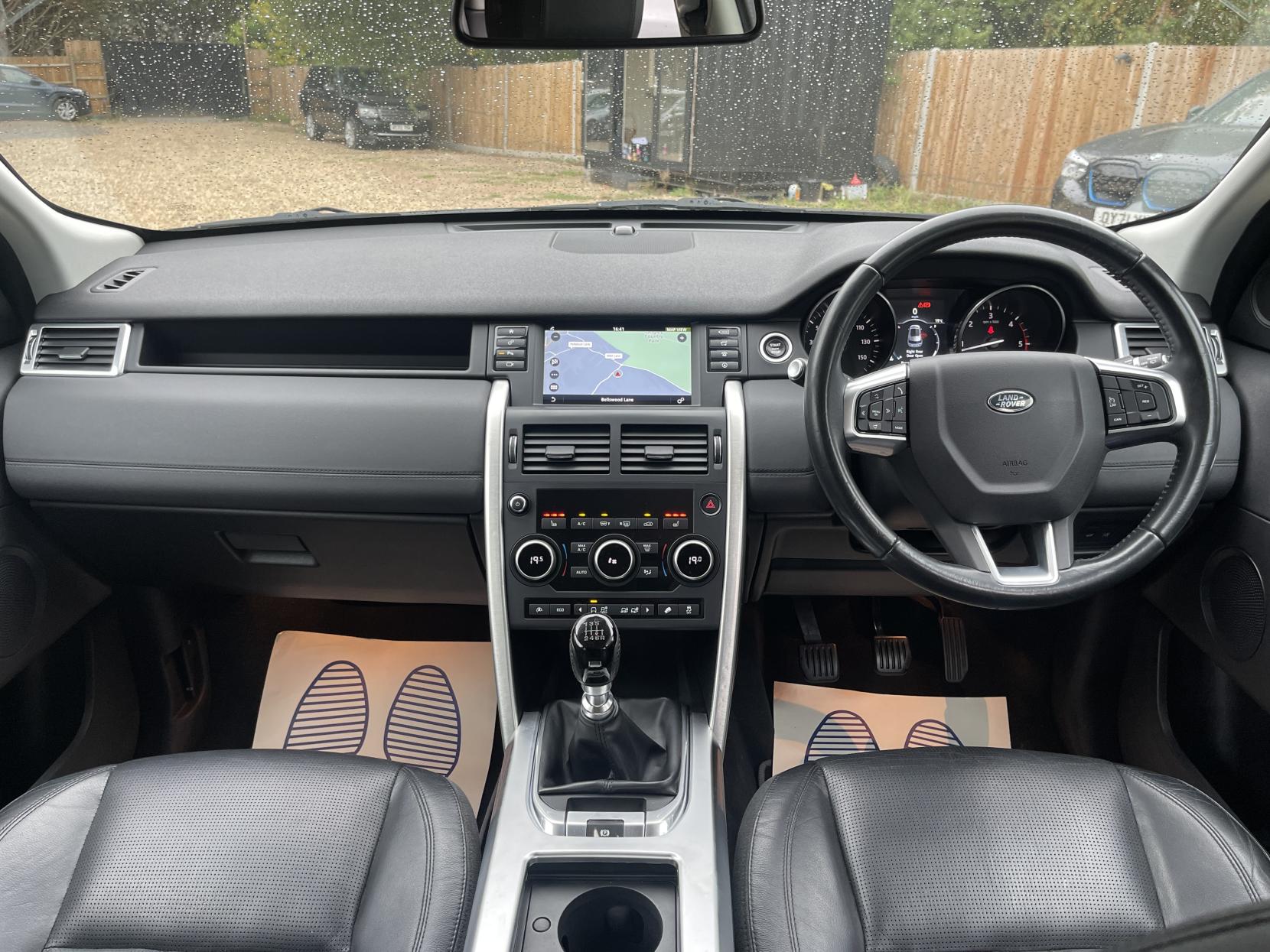 Land Rover Discovery Sport 2.0 TD4 HSE SUV 5dr Diesel Manual 4WD Euro 6 (s/s) (5 Seat) (150 ps)