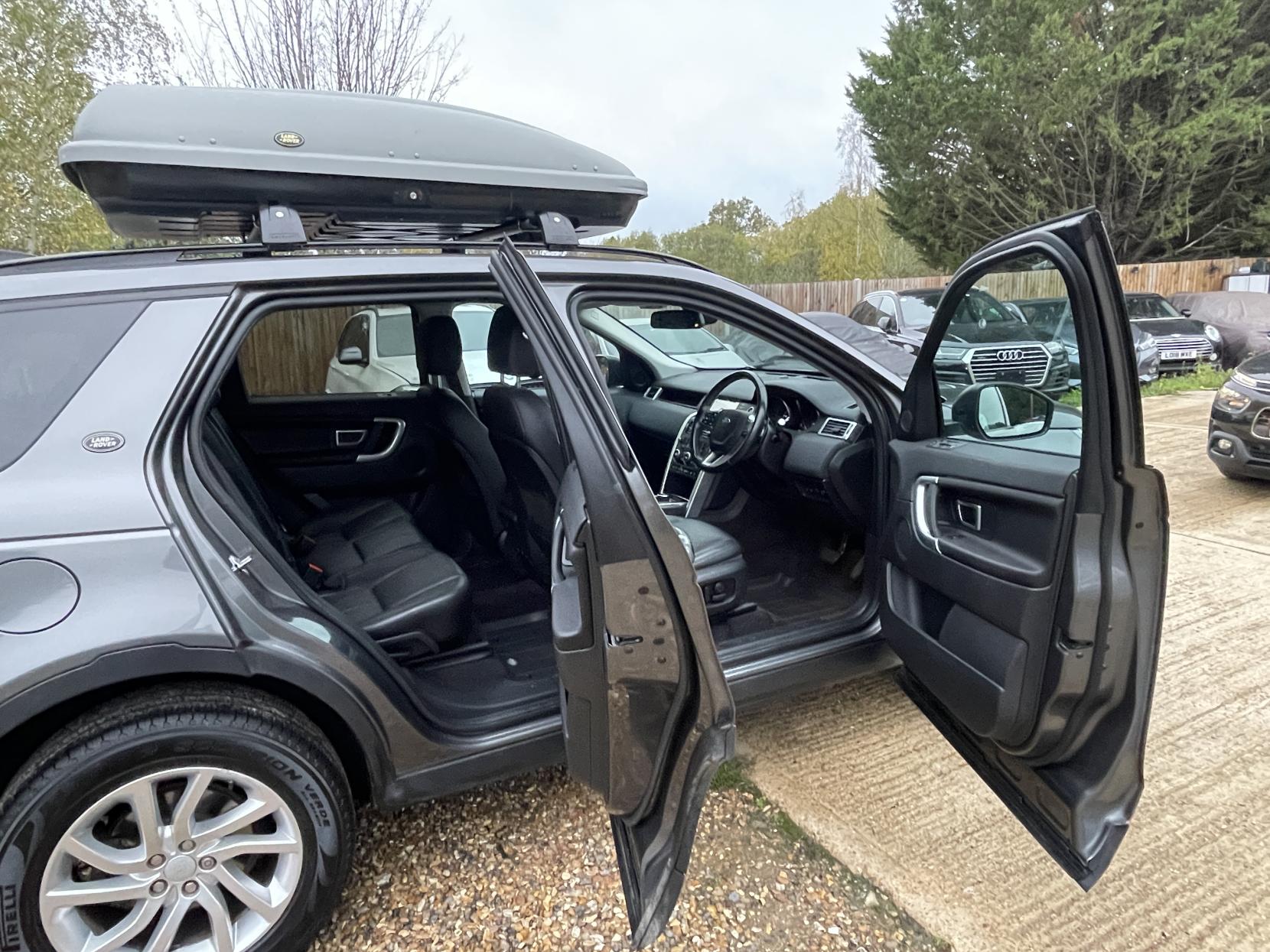 Land Rover Discovery Sport 2.0 TD4 SE Tech SUV 5dr Diesel Auto 4WD Euro 6 (s/s) (180 ps)