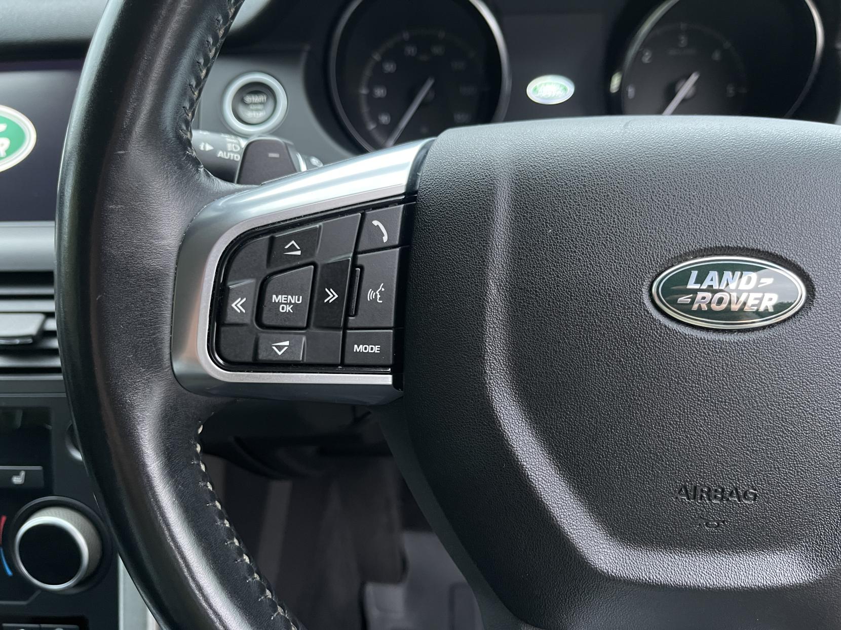 Land Rover Discovery Sport 2.0 TD4 SE Tech SUV 5dr Diesel Auto 4WD Euro 6 (s/s) (180 ps)