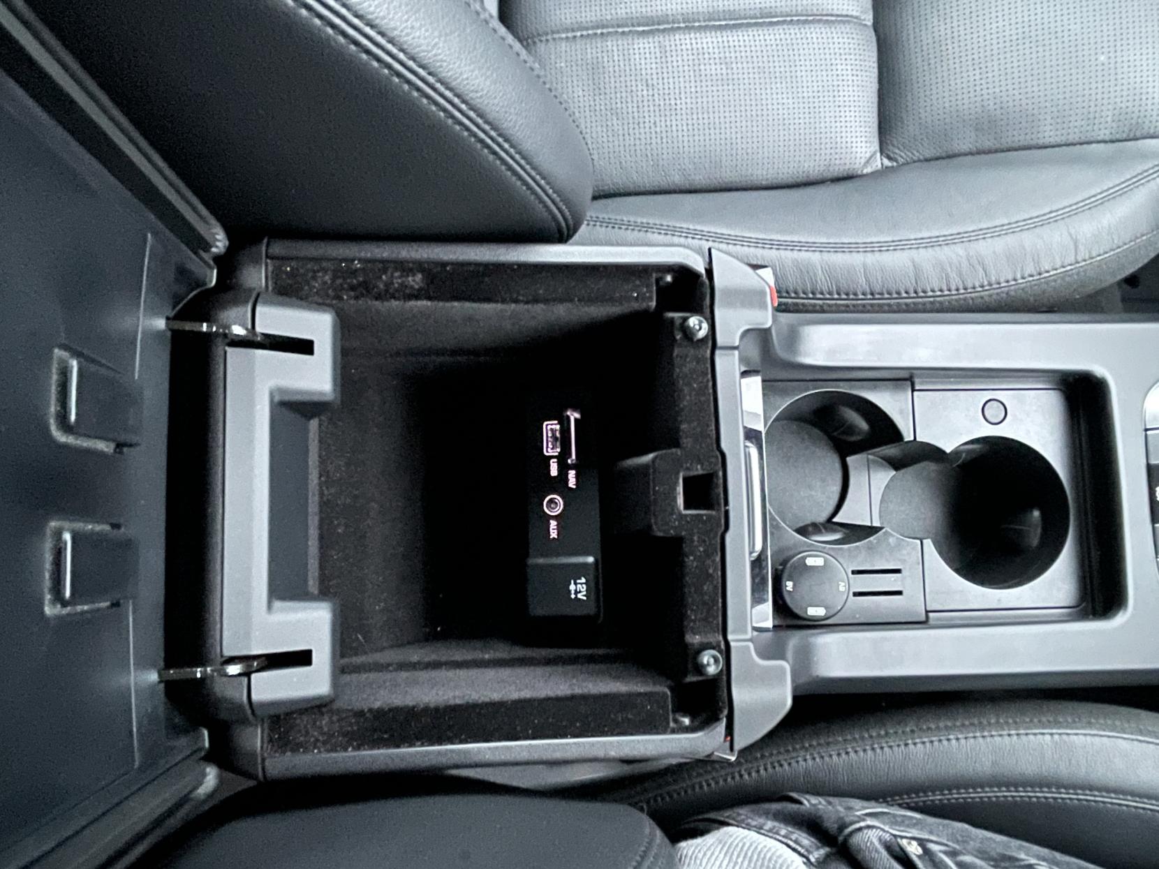 Land Rover Discovery Sport 2.0 TD4 SE Tech SUV 5dr Diesel Auto 4WD Euro 6 (s/s) (180 ps)