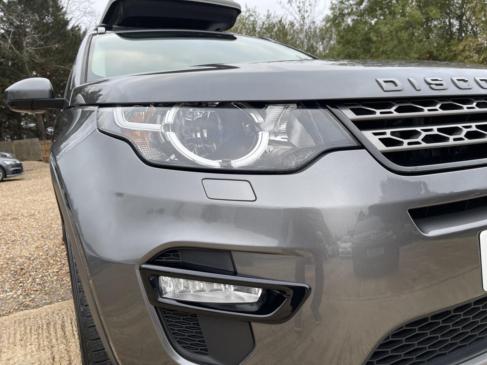 Land Rover Discovery Sport 2.0 TD4 SE Tech SUV 5dr Diesel Auto 4WD Euro 6 (s/s) (180 ps)