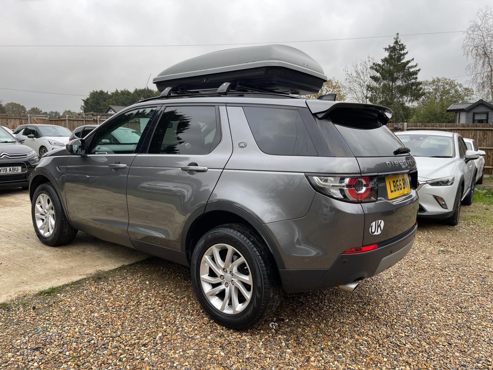 Land Rover Discovery Sport 2.0 TD4 SE Tech SUV 5dr Diesel Auto 4WD Euro 6 (s/s) (180 ps)