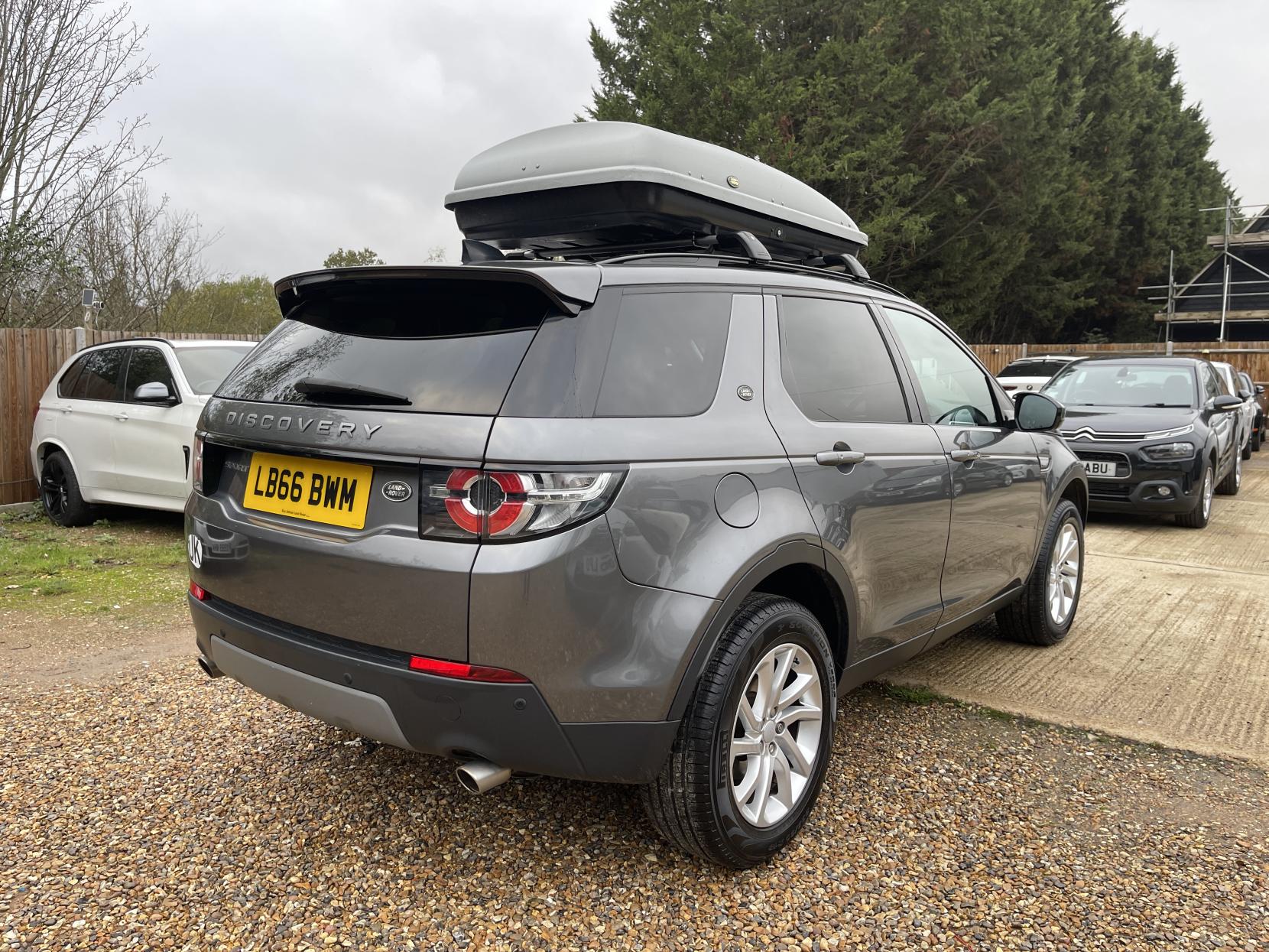 Land Rover Discovery Sport 2.0 TD4 SE Tech SUV 5dr Diesel Auto 4WD Euro 6 (s/s) (180 ps)