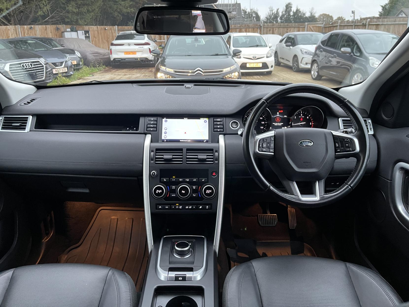 Land Rover Discovery Sport 2.0 TD4 SE Tech SUV 5dr Diesel Auto 4WD Euro 6 (s/s) (180 ps)