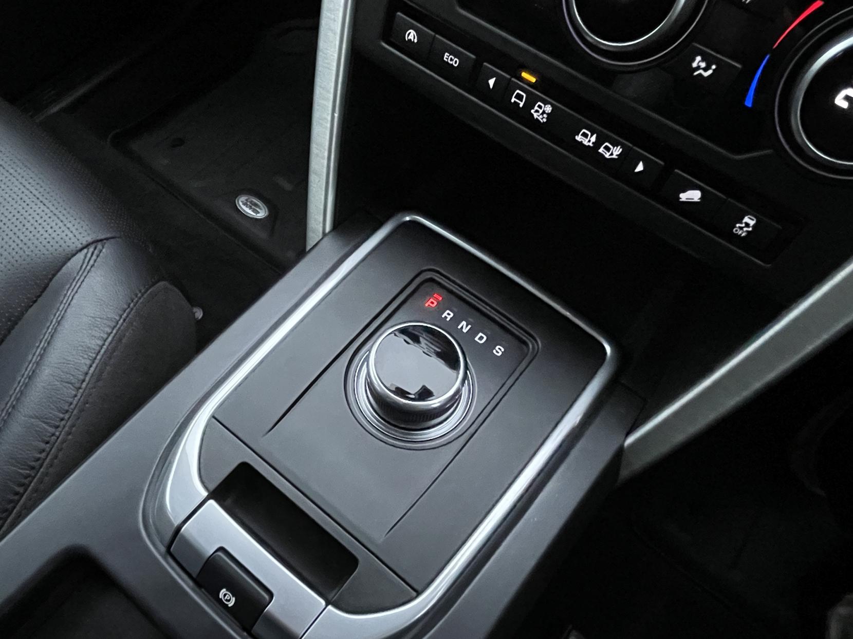 Land Rover Discovery Sport 2.0 TD4 SE Tech SUV 5dr Diesel Auto 4WD Euro 6 (s/s) (180 ps)