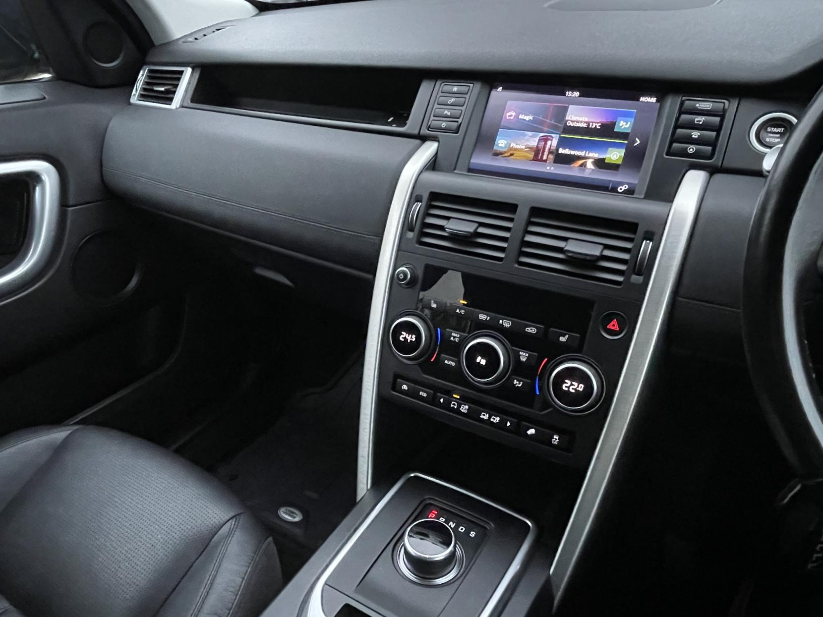 Land Rover Discovery Sport 2.0 TD4 SE Tech SUV 5dr Diesel Auto 4WD Euro 6 (s/s) (180 ps)