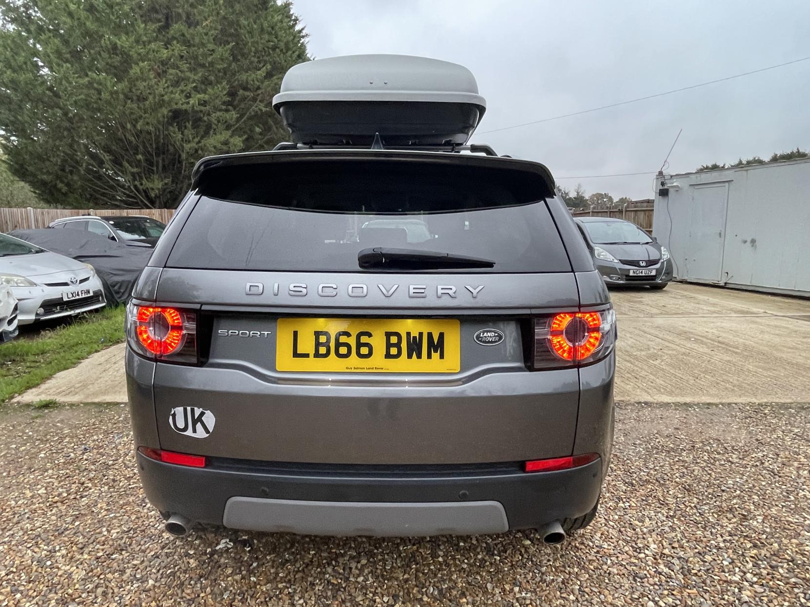 Land Rover Discovery Sport 2.0 TD4 SE Tech SUV 5dr Diesel Auto 4WD Euro 6 (s/s) (180 ps)