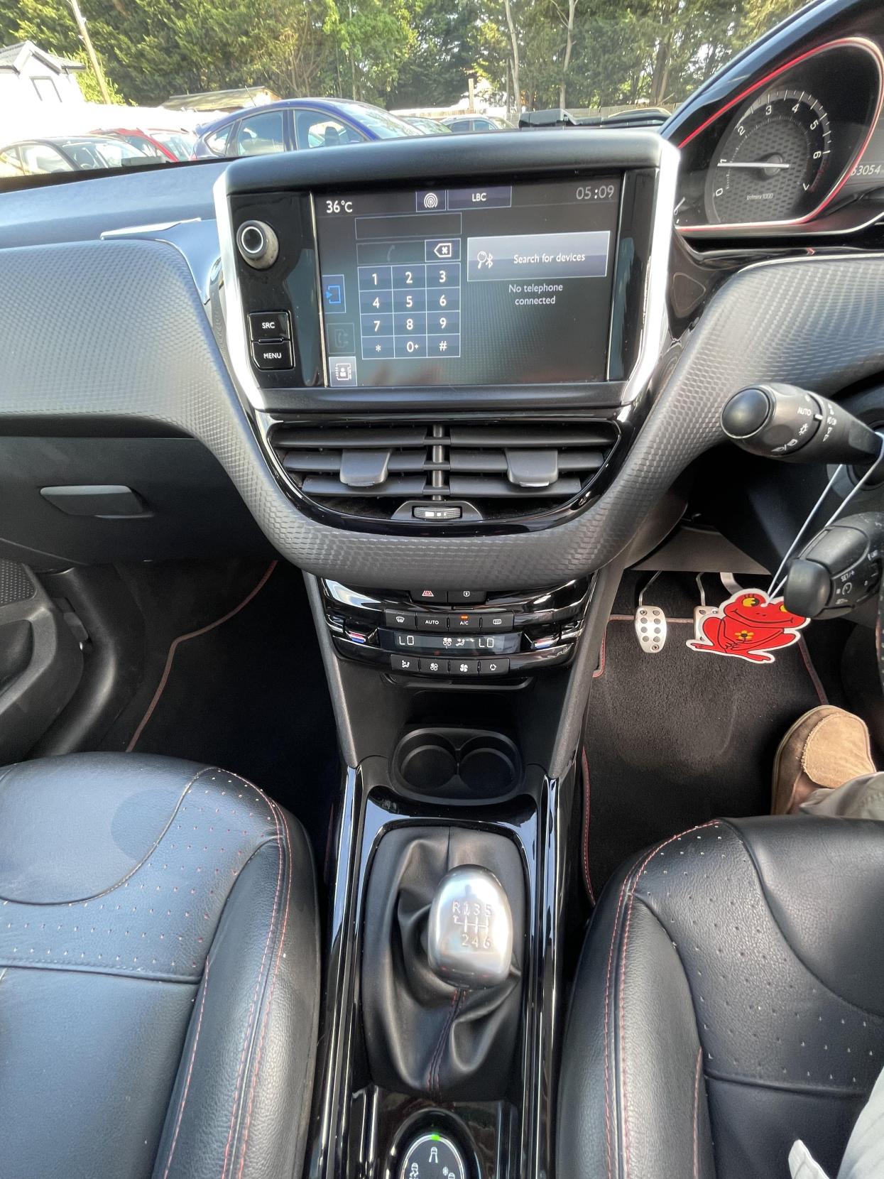 Peugeot 2008 1.2 PureTech GT Line SUV 5dr Petrol Manual Euro 6 (s/s) (130 ps)