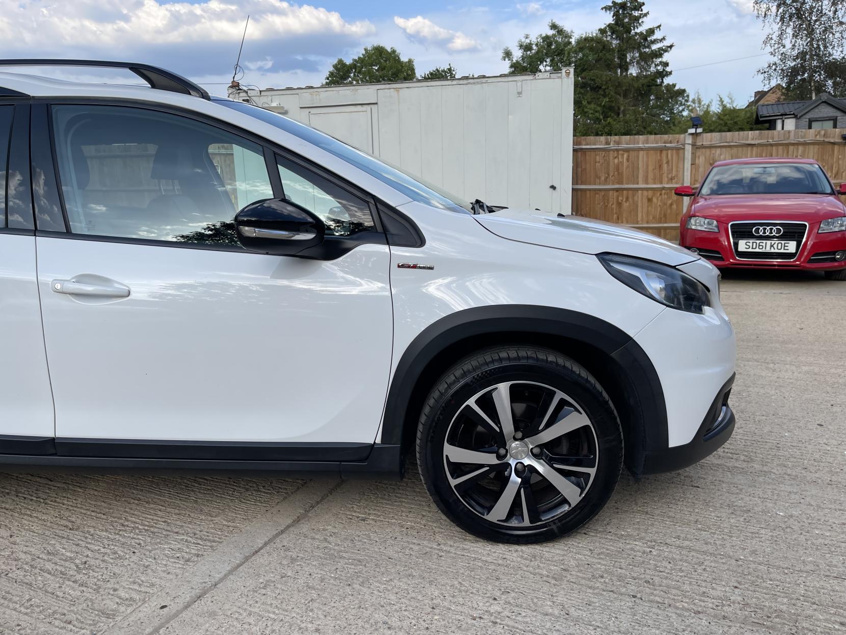 Peugeot 2008 1.2 PureTech GT Line SUV 5dr Petrol Manual Euro 6 (s/s) (130 ps)