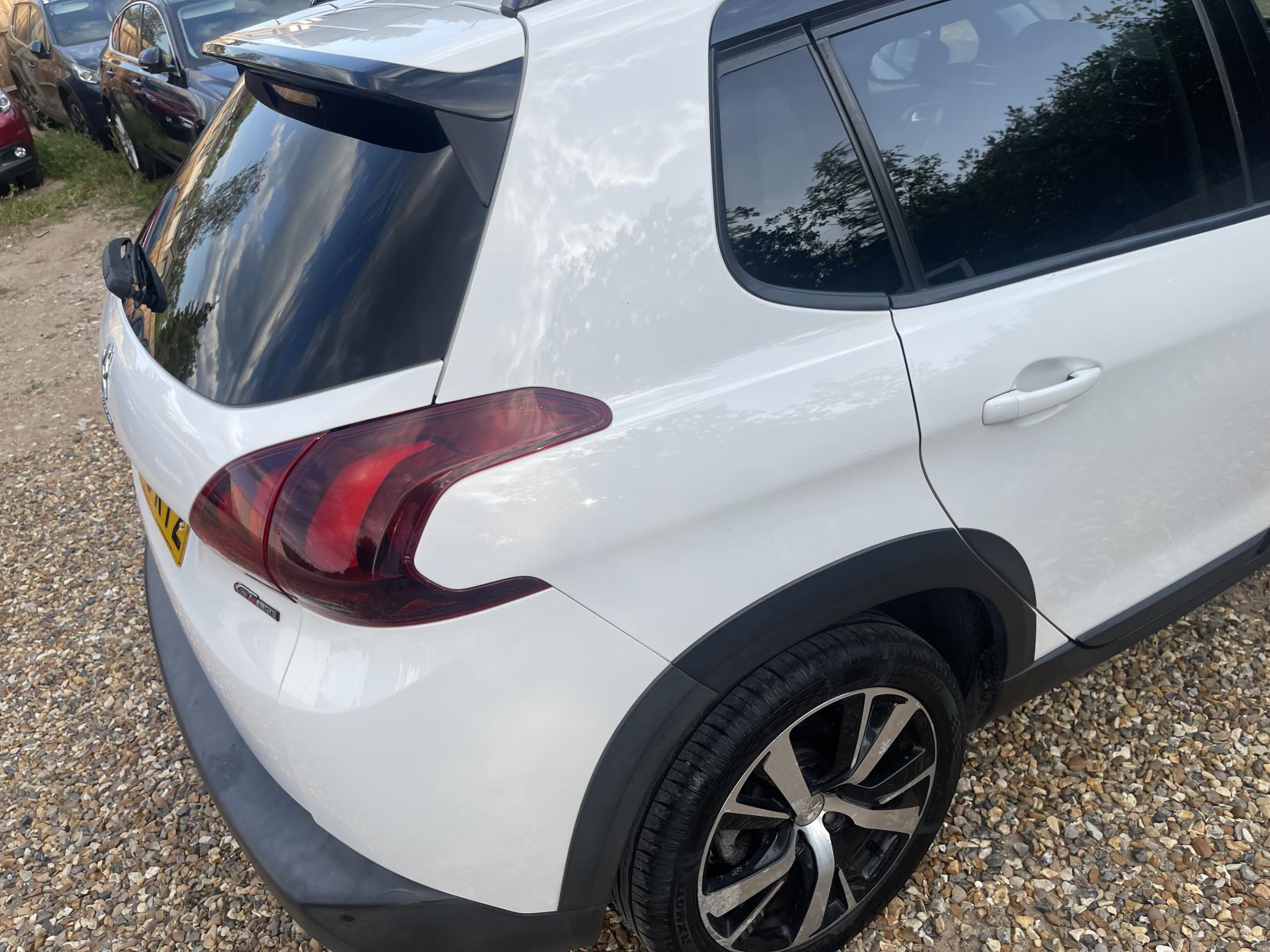 Peugeot 2008 1.2 PureTech GT Line SUV 5dr Petrol Manual Euro 6 (s/s) (130 ps)