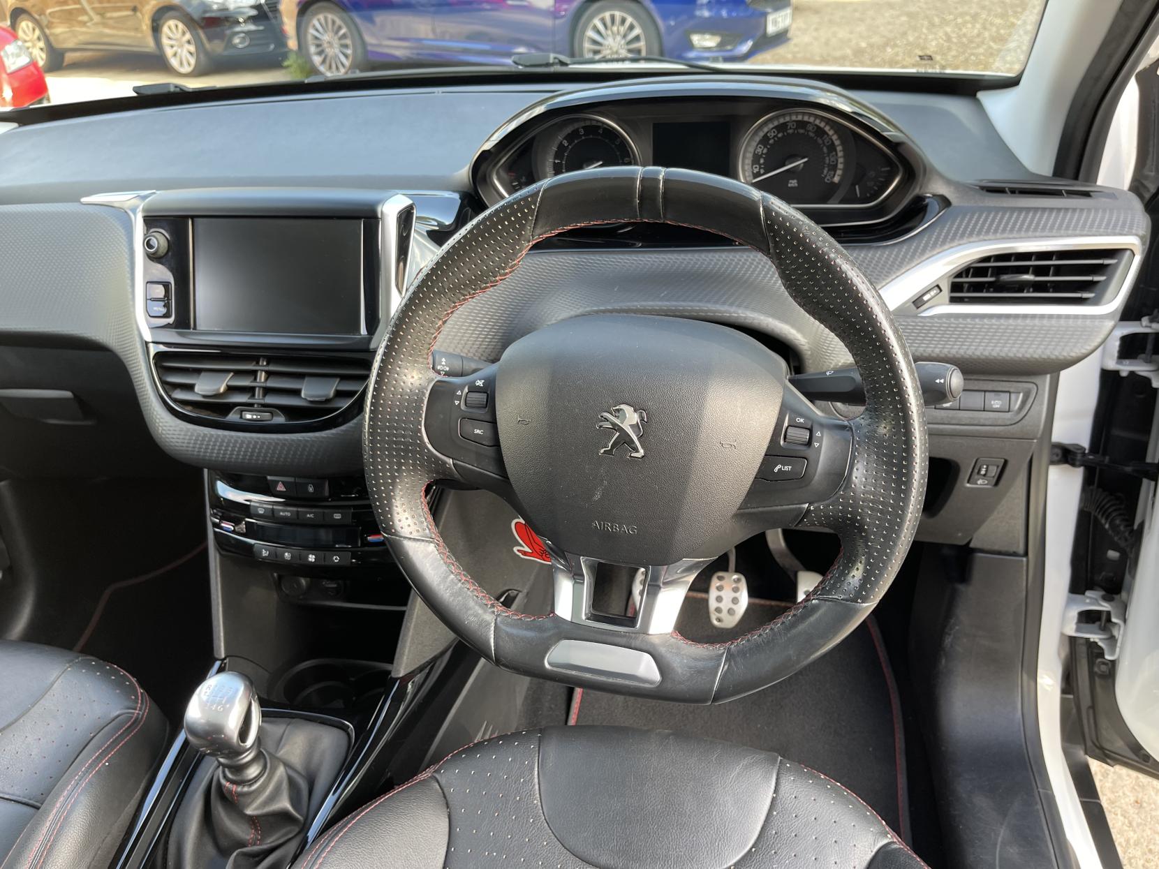 Peugeot 2008 1.2 PureTech GT Line SUV 5dr Petrol Manual Euro 6 (s/s) (130 ps)