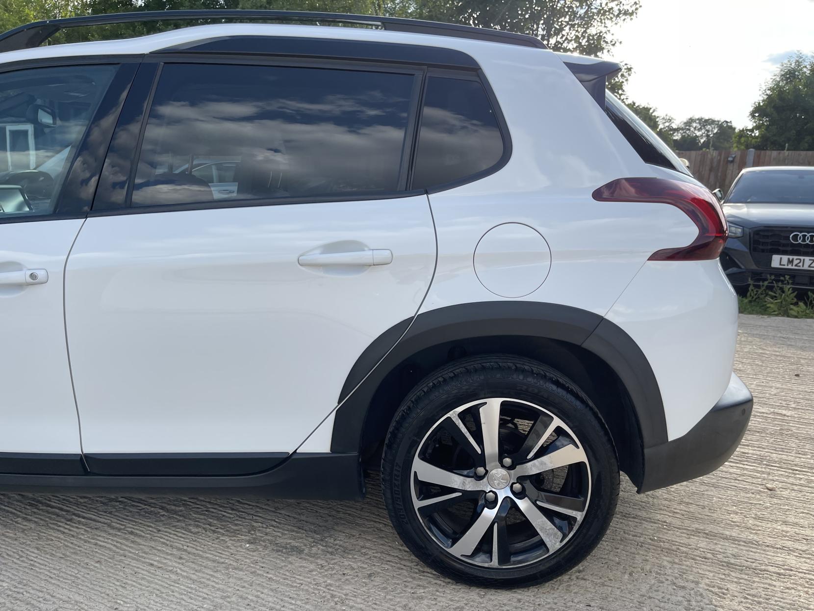 Peugeot 2008 1.2 PureTech GT Line SUV 5dr Petrol Manual Euro 6 (s/s) (130 ps)