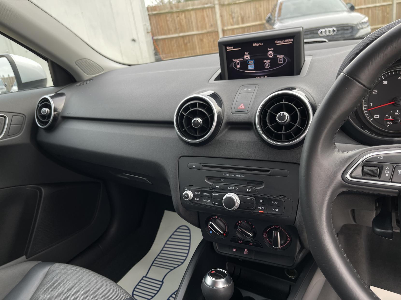 Audi A1 1.4 TFSI Sport Hatchback 3dr Petrol S Tronic Euro 5 (s/s) (122 ps)