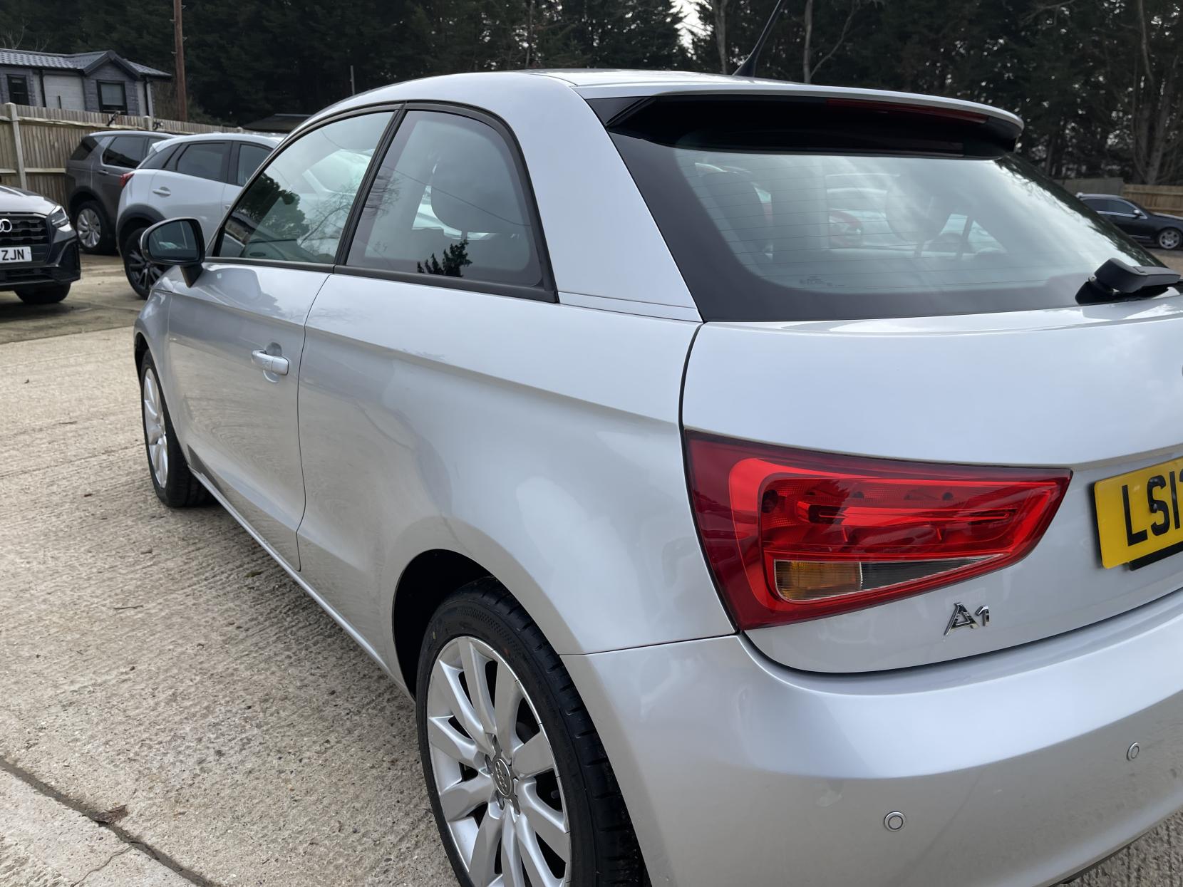 Audi A1 1.4 TFSI Sport Hatchback 3dr Petrol S Tronic Euro 5 (s/s) (122 ps)