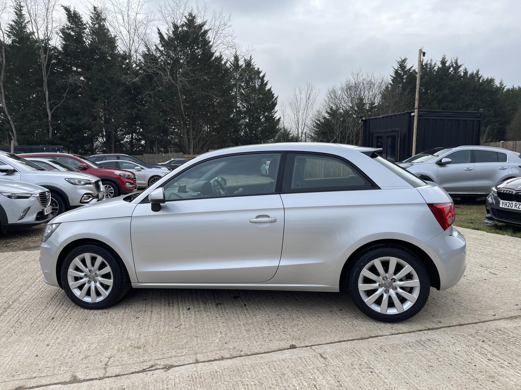 Audi A1 1.4 TFSI Sport Hatchback 3dr Petrol S Tronic Euro 5 (s/s) (122 ps)