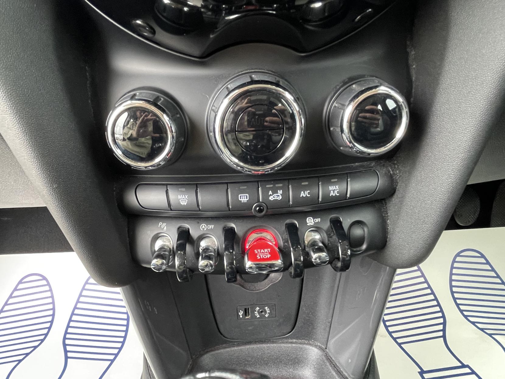 MINI Hatch 1.5 Cooper Hatchback 3dr Petrol Manual Euro 6 (s/s) (136 ps)