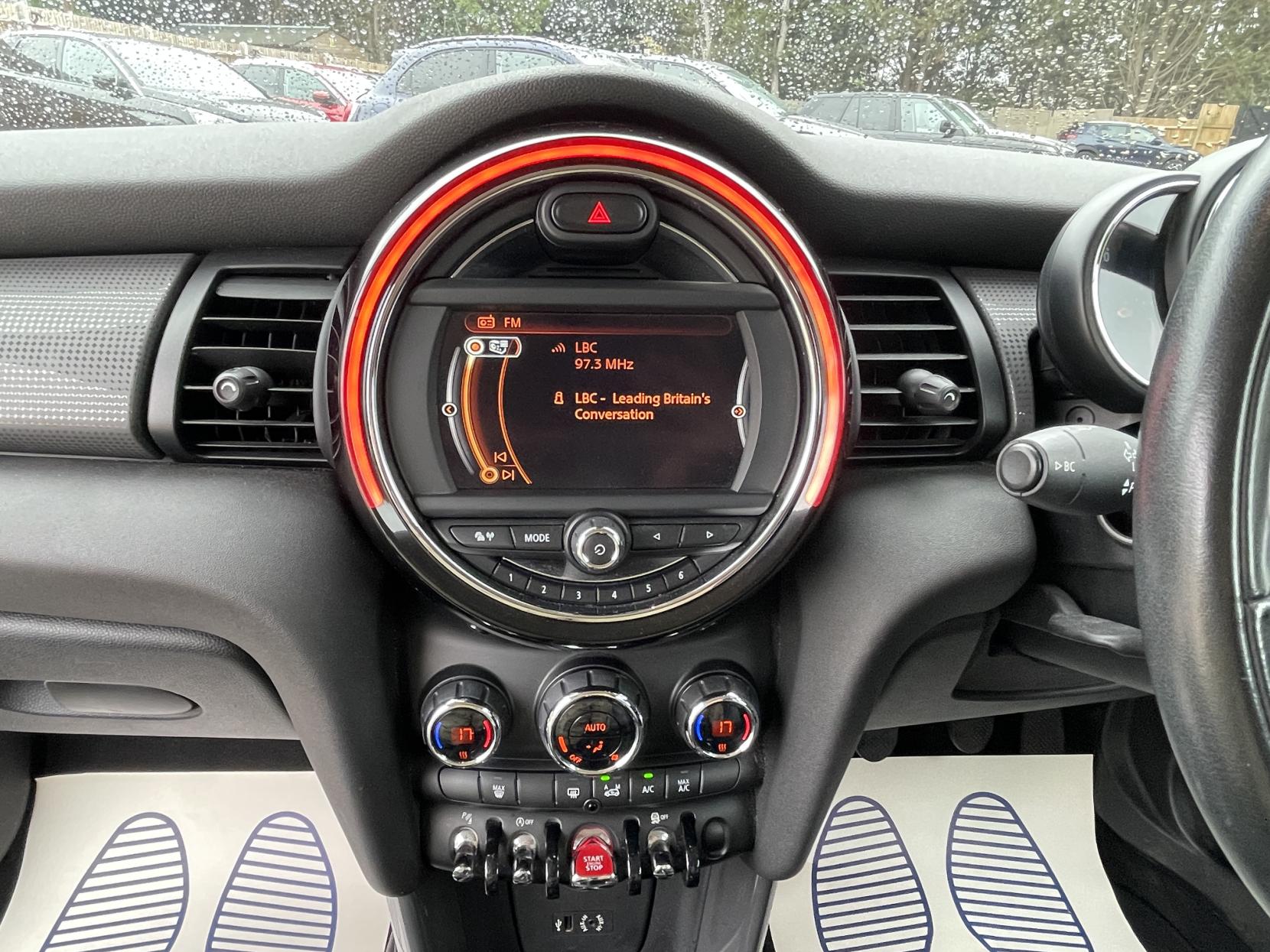 MINI Hatch 1.5 Cooper Hatchback 3dr Petrol Manual Euro 6 (s/s) (136 ps)
