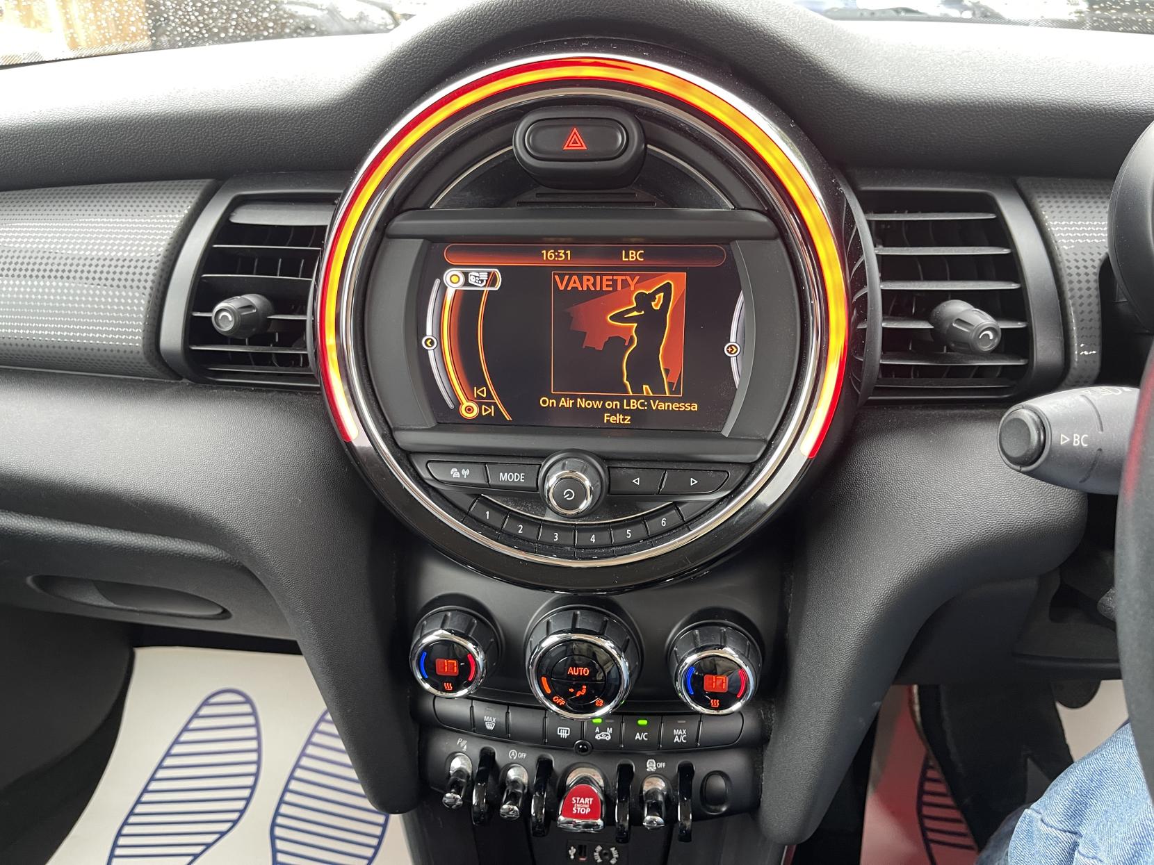 MINI Hatch 1.5 Cooper Hatchback 3dr Petrol Manual Euro 6 (s/s) (136 ps)