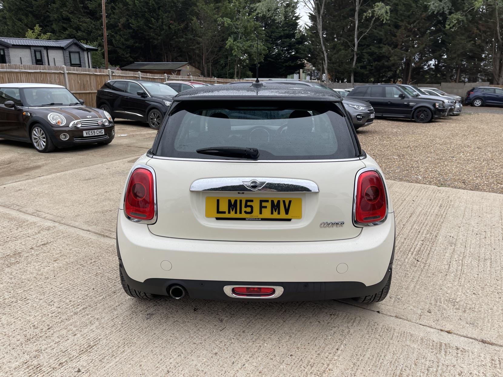 MINI Hatch 1.5 Cooper Hatchback 3dr Petrol Manual Euro 6 (s/s) (136 ps)