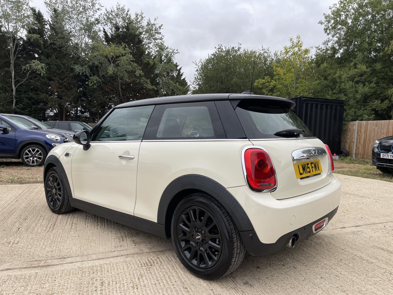 MINI Hatch 1.5 Cooper Hatchback 3dr Petrol Manual Euro 6 (s/s) (136 ps)