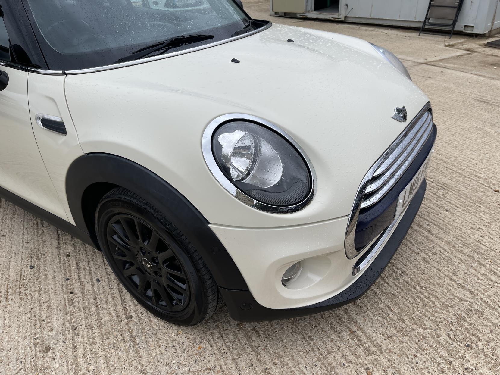 MINI Hatch 1.5 Cooper Hatchback 3dr Petrol Manual Euro 6 (s/s) (136 ps)
