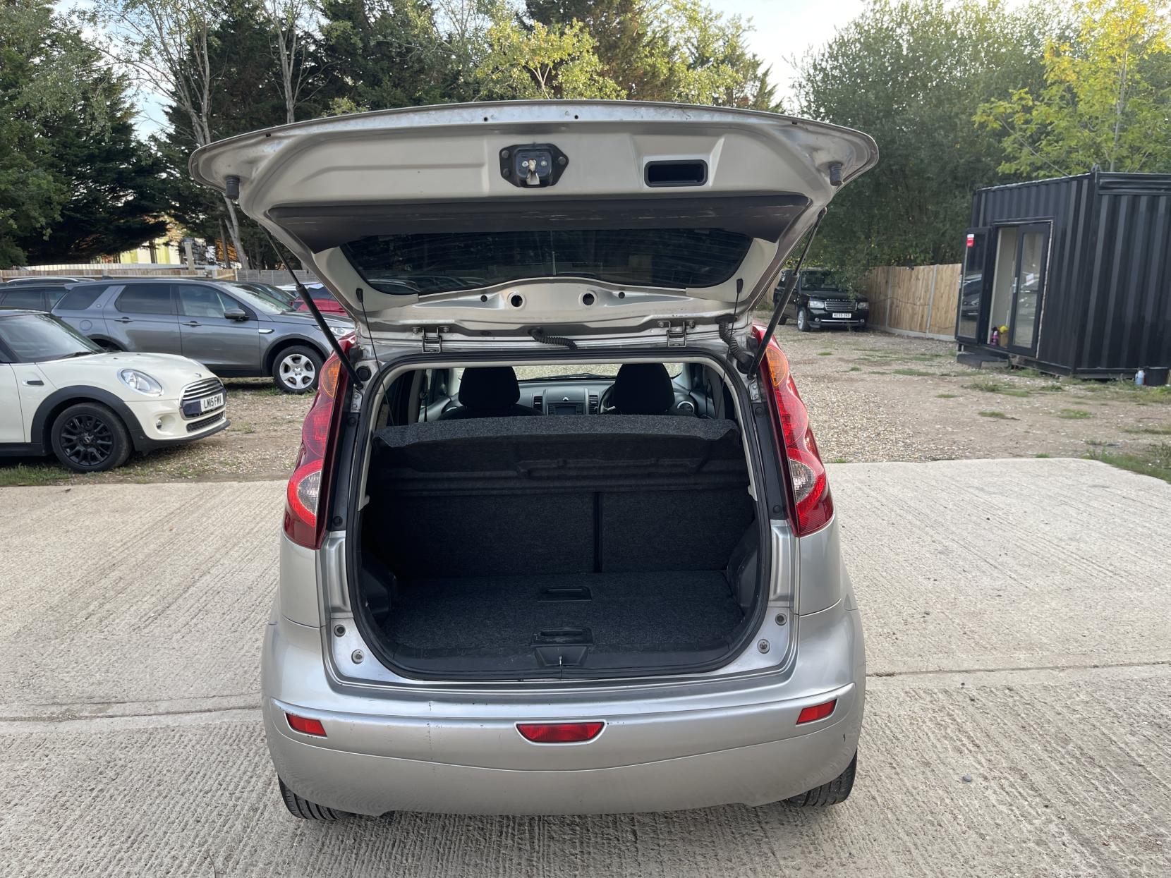 Nissan Note 1.4 16V n-tec Hatchback 5dr Petrol Manual Euro 4 (88 ps)