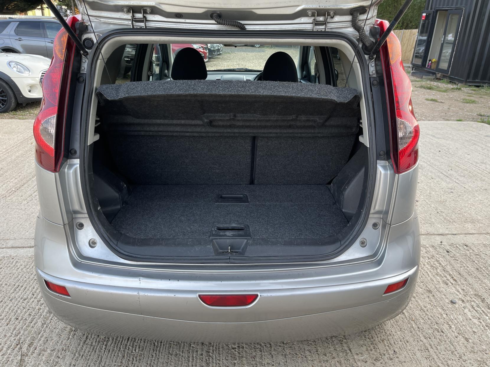 Nissan Note 1.4 16V n-tec Hatchback 5dr Petrol Manual Euro 4 (88 ps)