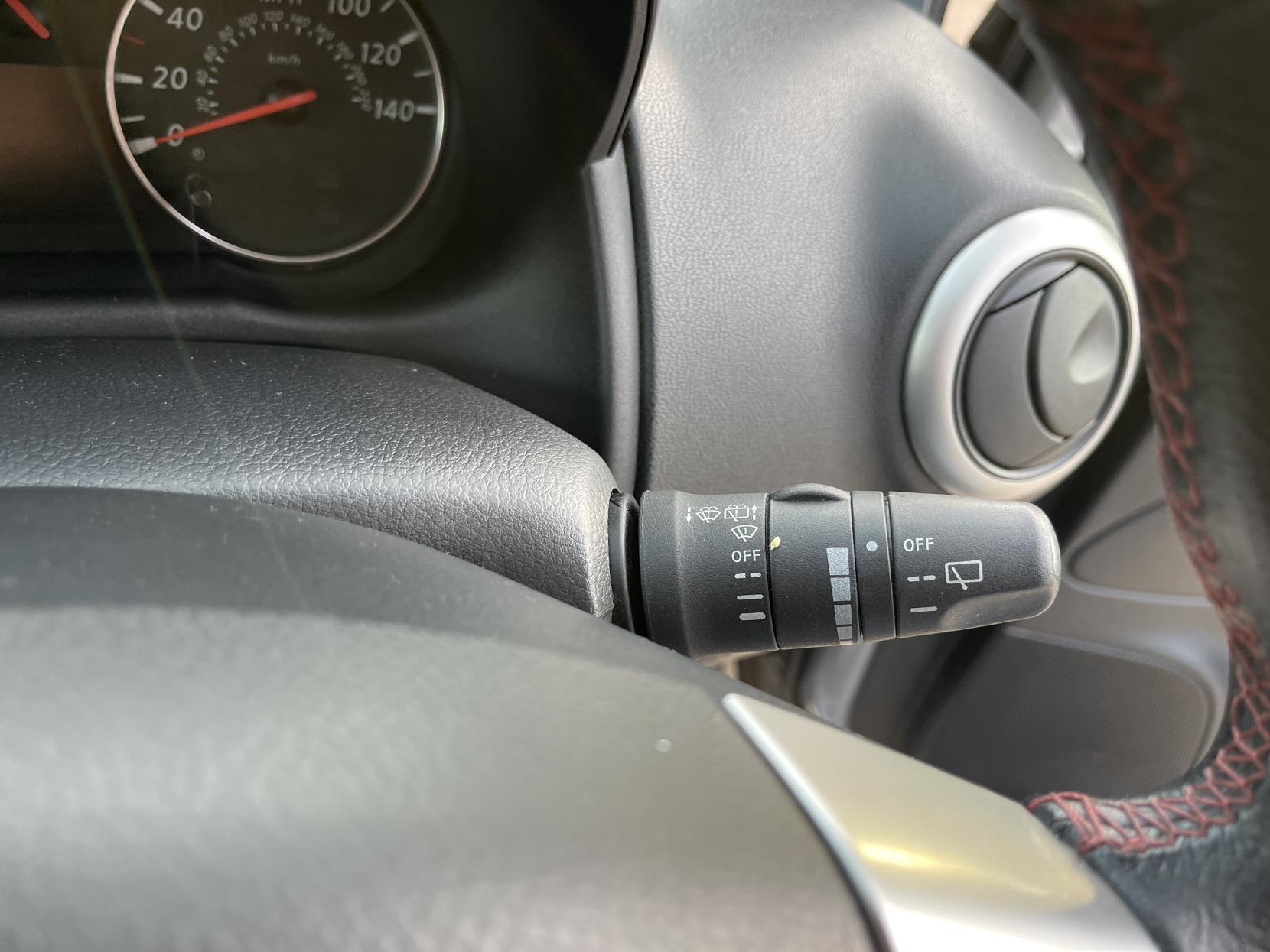 Nissan Note 1.4 16V n-tec Hatchback 5dr Petrol Manual Euro 4 (88 ps)