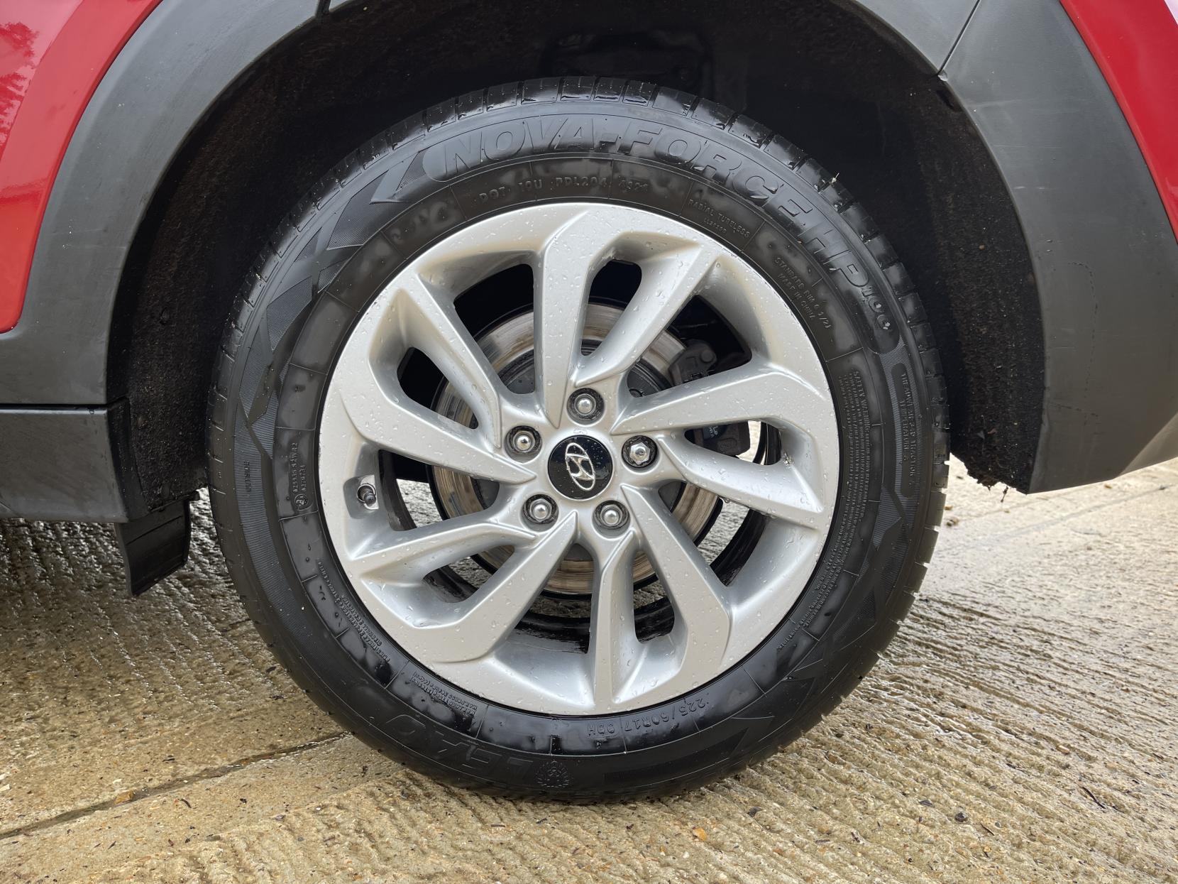 Hyundai TUCSON 1.6 GDi Blue Drive SE Nav SUV 5dr Petrol Manual Euro 6 (s/s) (132 ps)