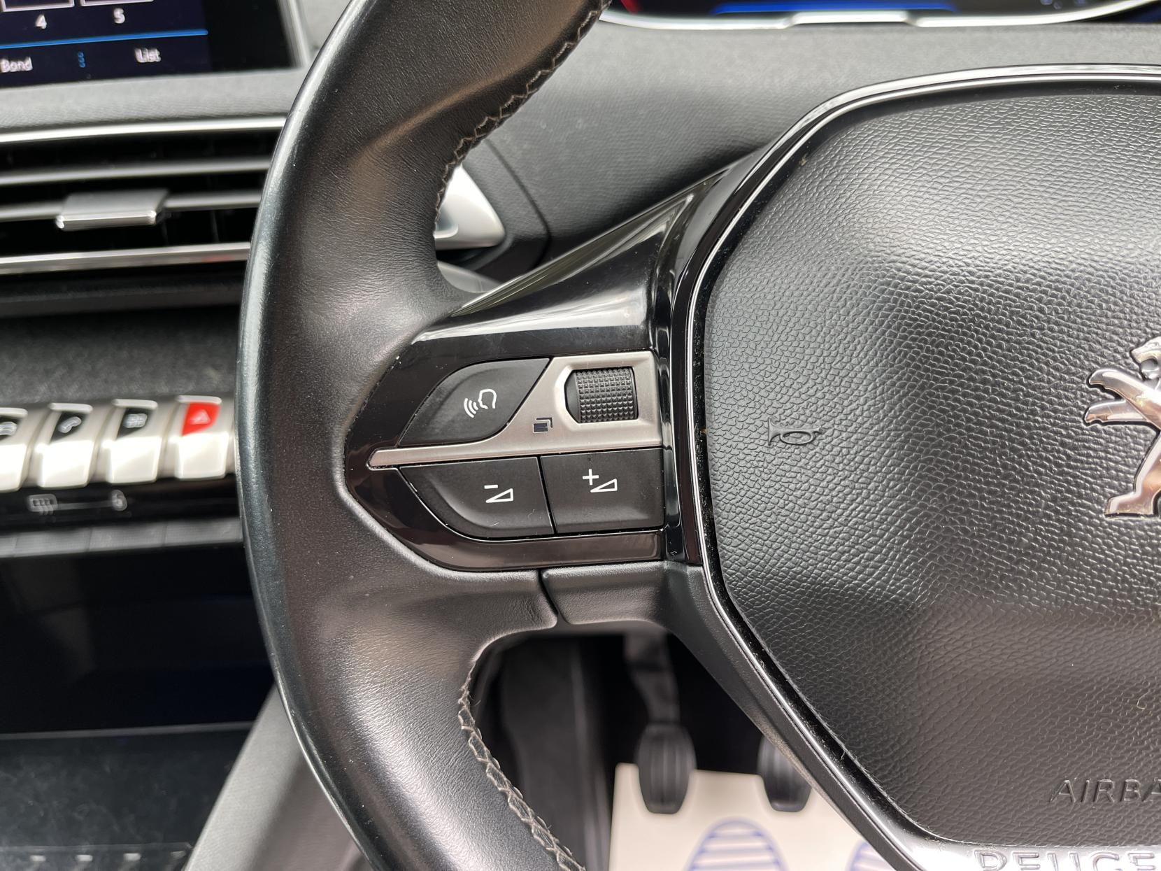 Peugeot 3008 1.6 BlueHDi Allure SUV 5dr Diesel Manual Euro 6 (s/s) (120 ps)