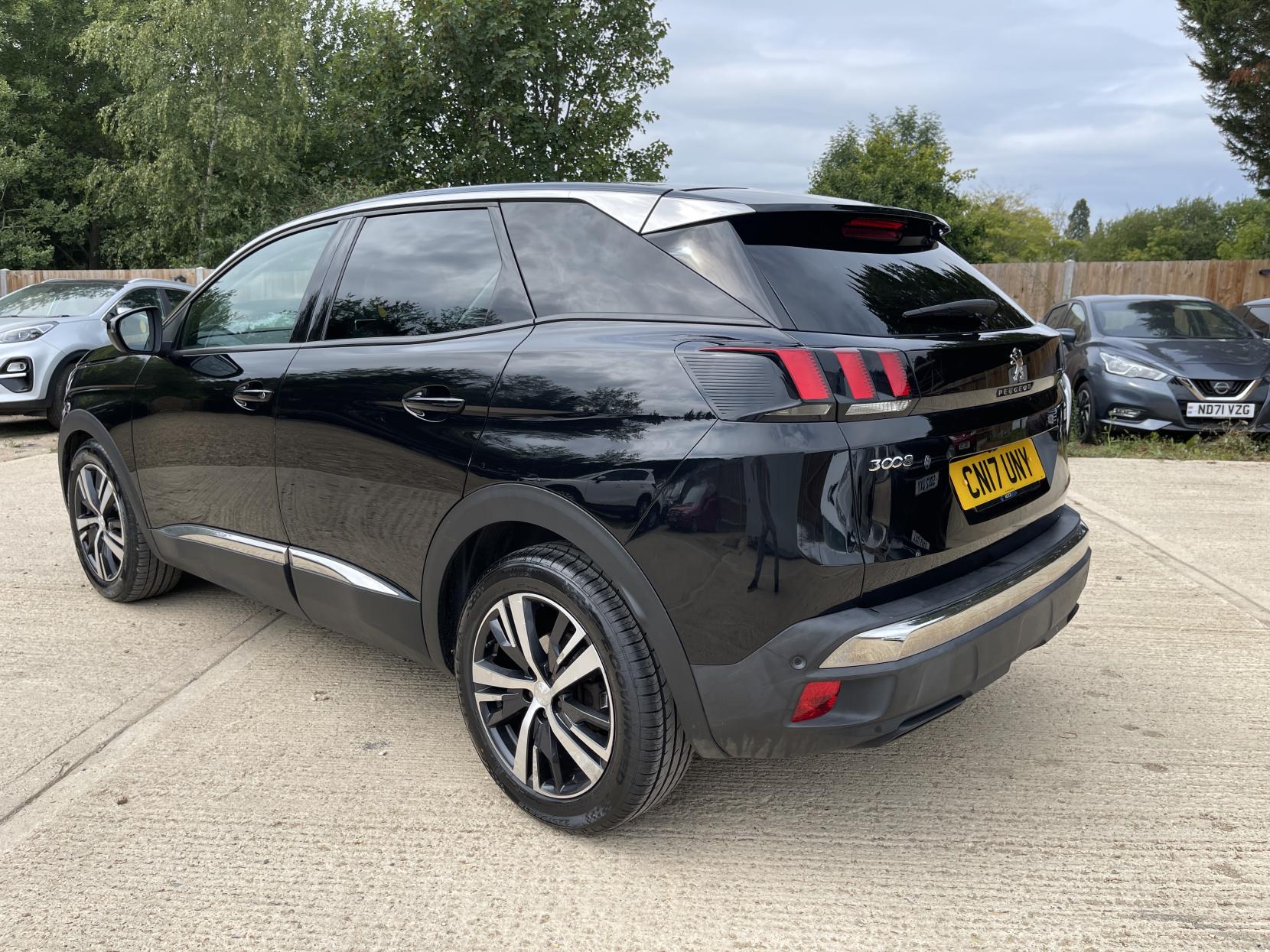 Peugeot 3008 1.6 BlueHDi Allure SUV 5dr Diesel Manual Euro 6 (s/s) (120 ps)