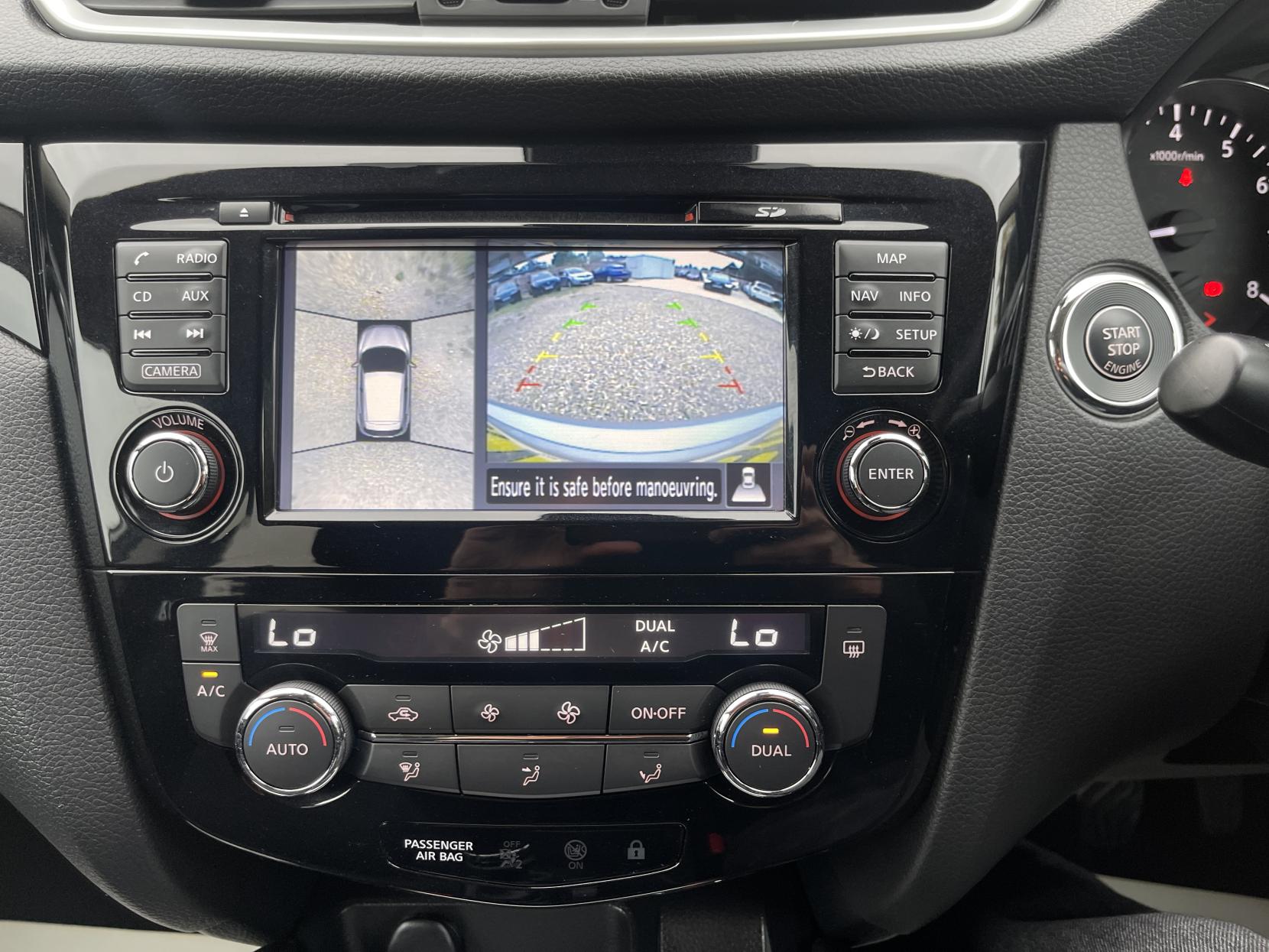 Nissan Qashqai 1.2 DIG-T N-Connecta SUV 5dr Petrol Manual 2WD Euro 6 (s/s) (115 ps)