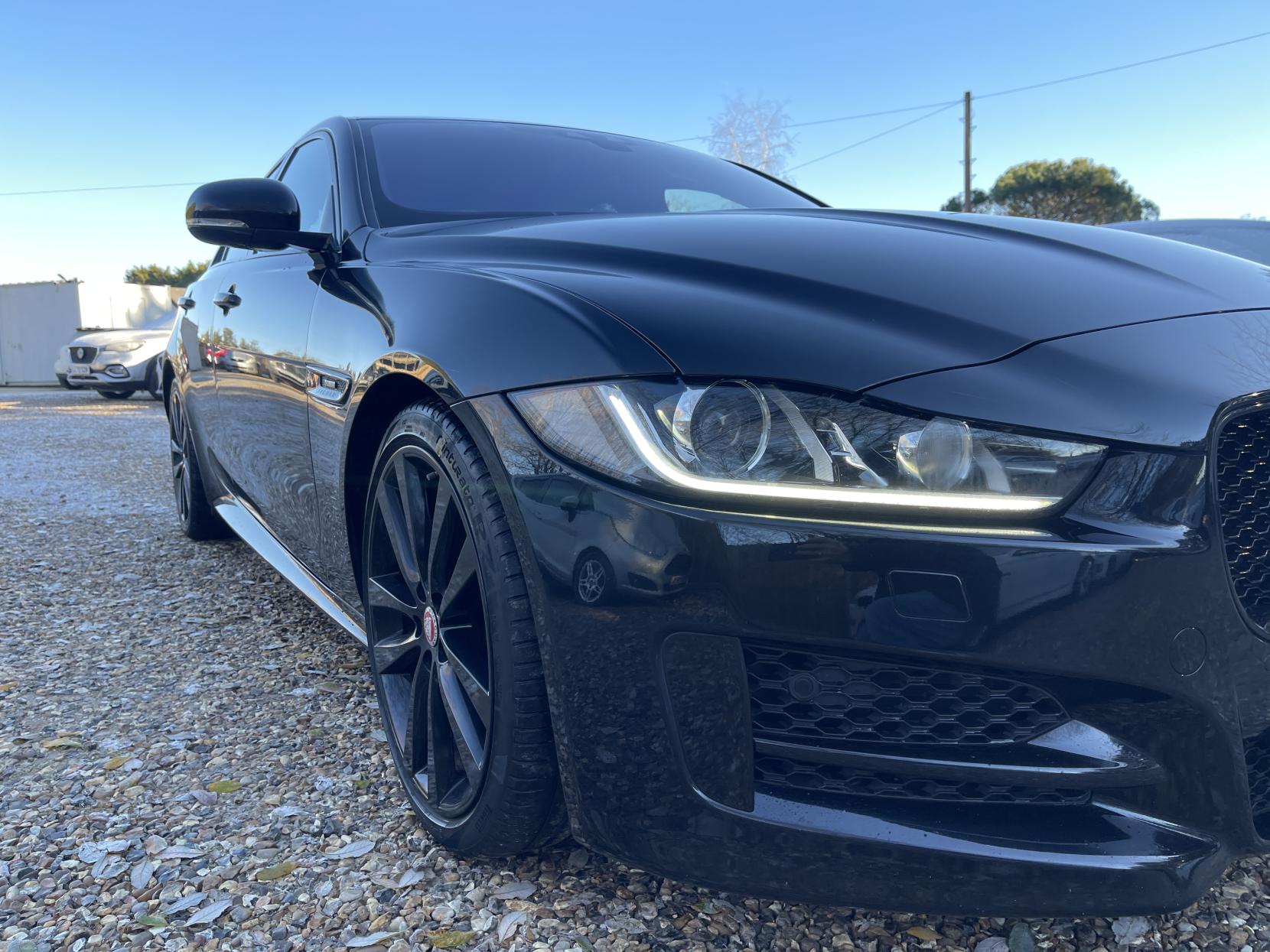 Jaguar XE 2.0d R-Sport Saloon 4dr Diesel Manual Euro 6 (s/s) (180 ps)